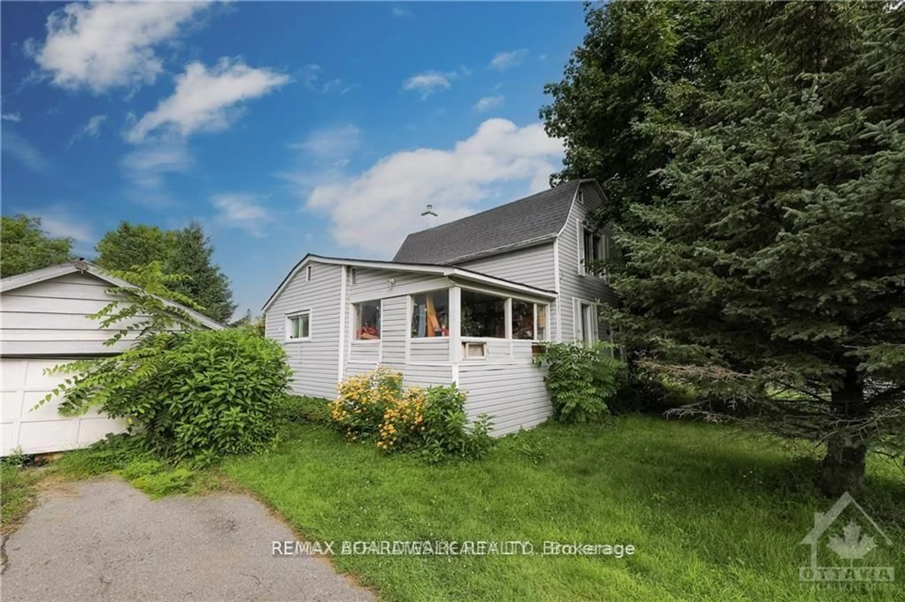 Unknown for 46 Adelaide St, Edwardsburgh/Cardinal Ontario K0E 1E0