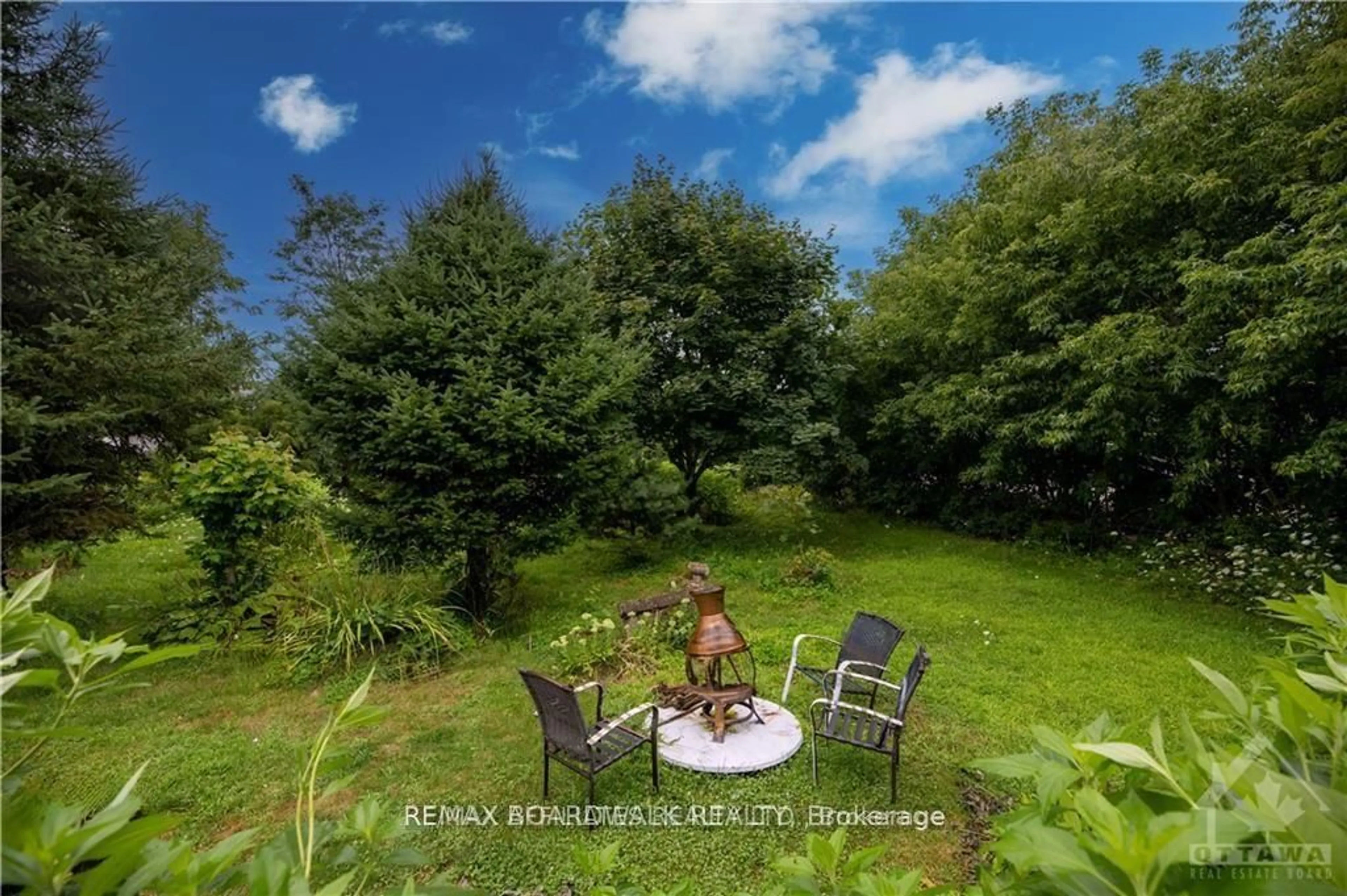 A pic from outside/outdoor area/front of a property/back of a property/a pic from drone, forest/trees view for 46 Adelaide St, Edwardsburgh/Cardinal Ontario K0E 1E0