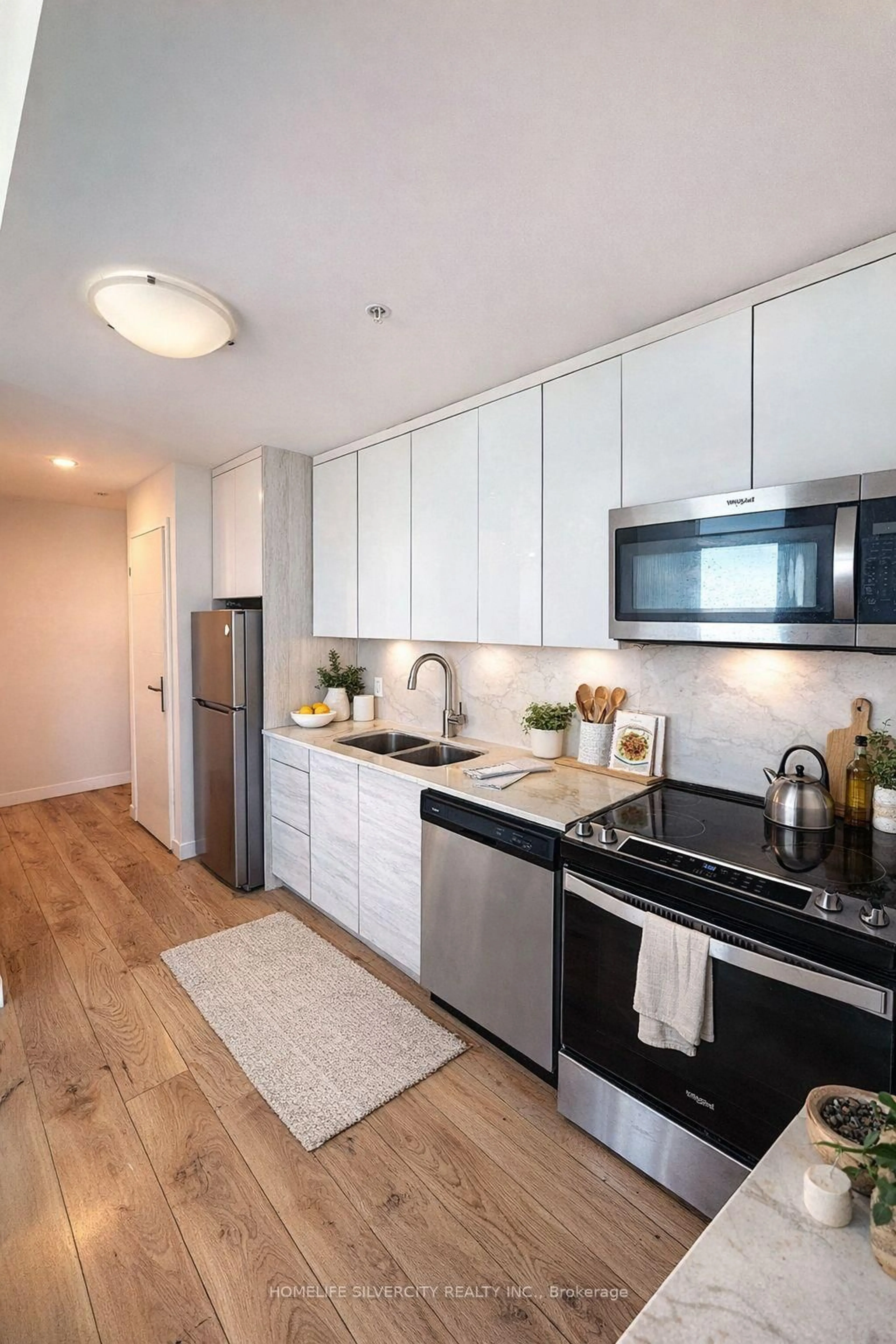 Unknown for 60 Frederick St #3302, Kitchener Ontario N2H 0C7