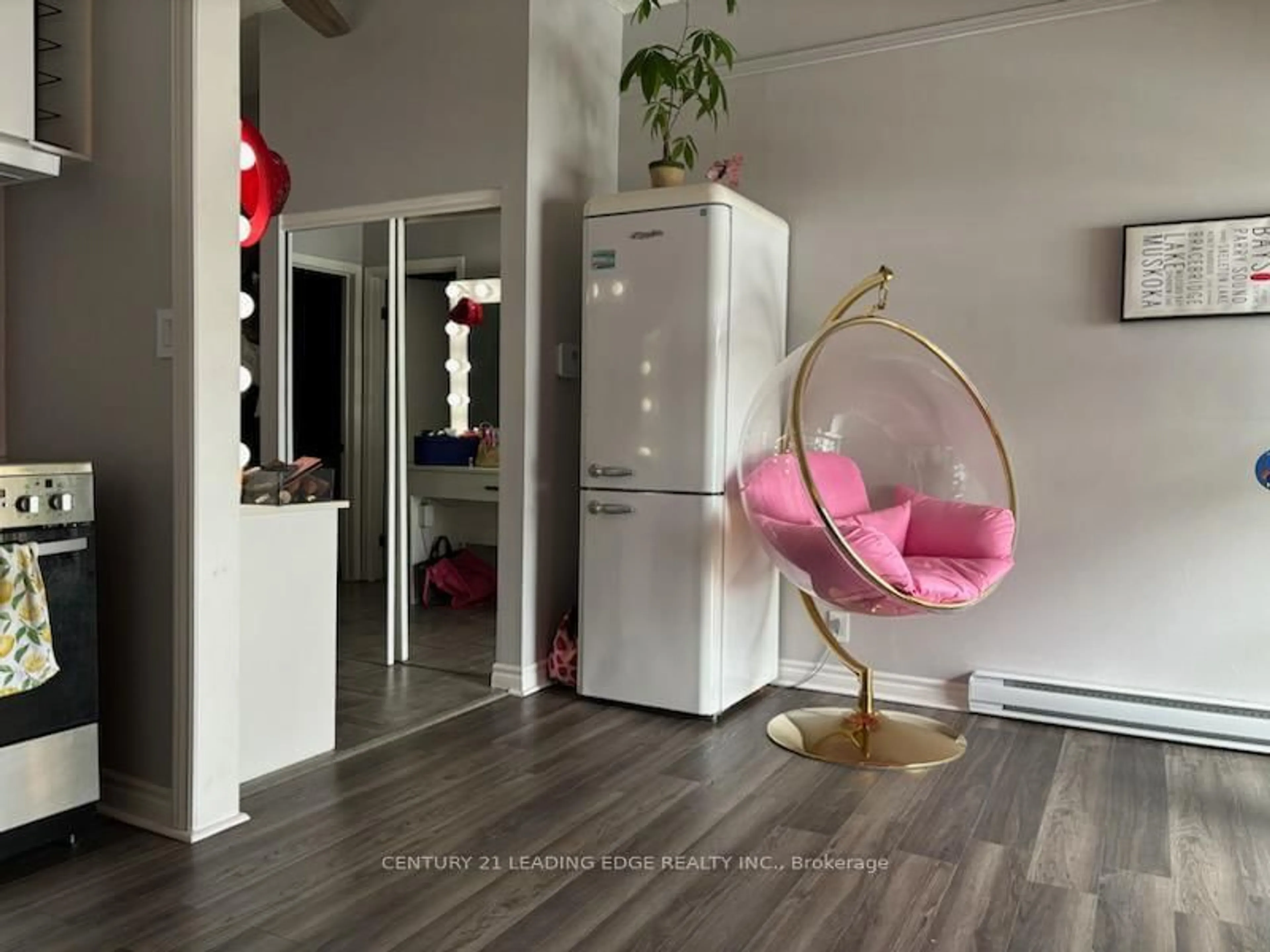 Unknown for 21 Prospect St #4, Parry Sound Ontario P2A 2B5