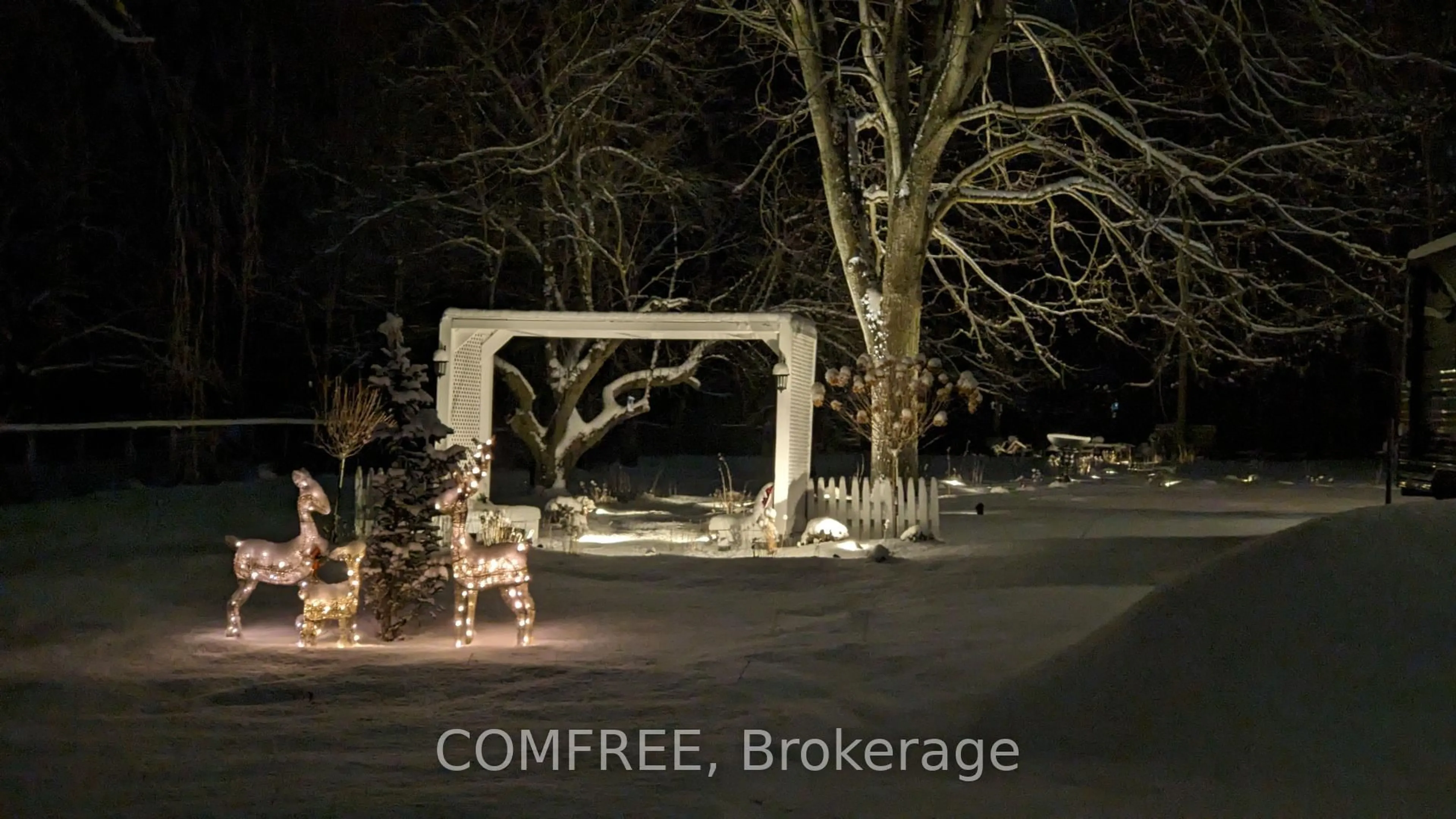 Blurry image for 8950 Brown Rd, Niagara Falls Ontario L2H 0X2