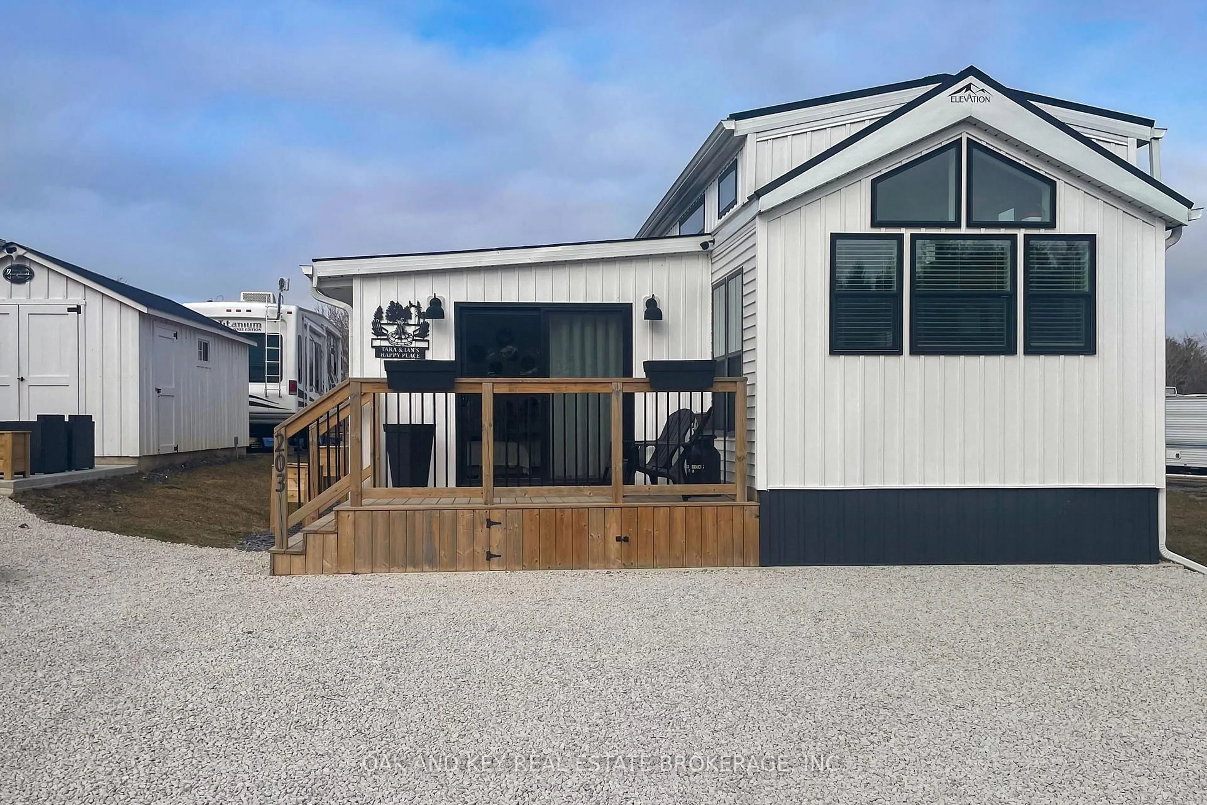 A pic from outside/outdoor area/front of a property/back of a property/a pic from drone, unknown for 4838 Switzer Dr #203, Southwest Middlesex Ontario N0L 1A0