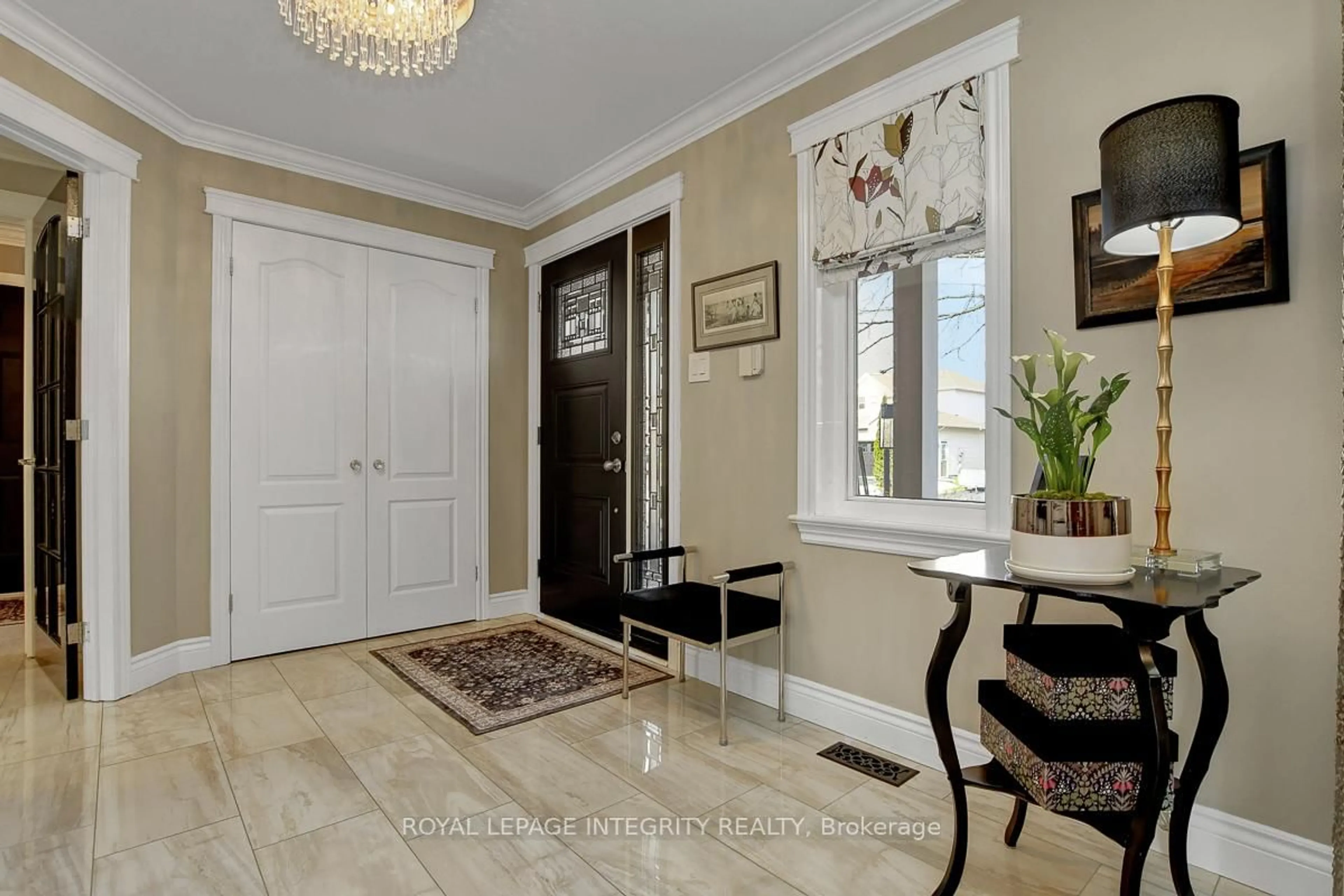 Indoor entryway for 4 Heritage Grove Cres, Ottawa Ontario K2S 1R2