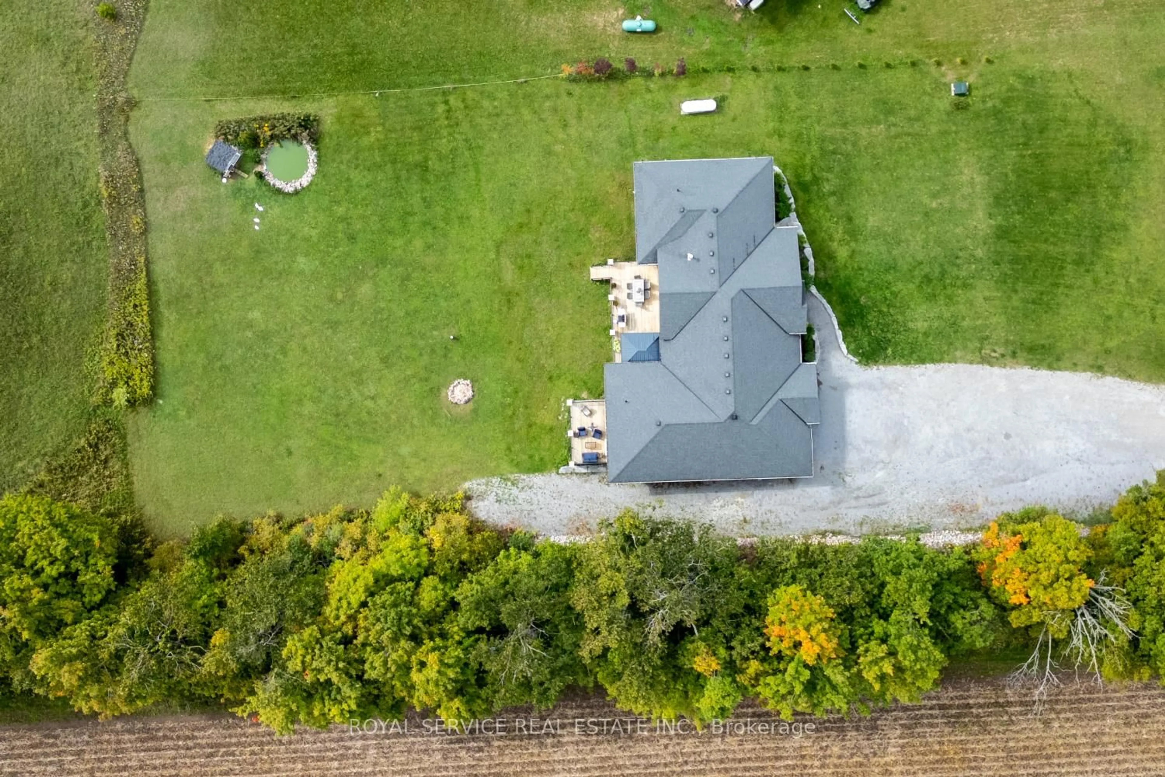 A pic from outside/outdoor area/front of a property/back of a property/a pic from drone, building for 381 Sharpe Line, Cavan Monaghan Ontario L0A 1C0