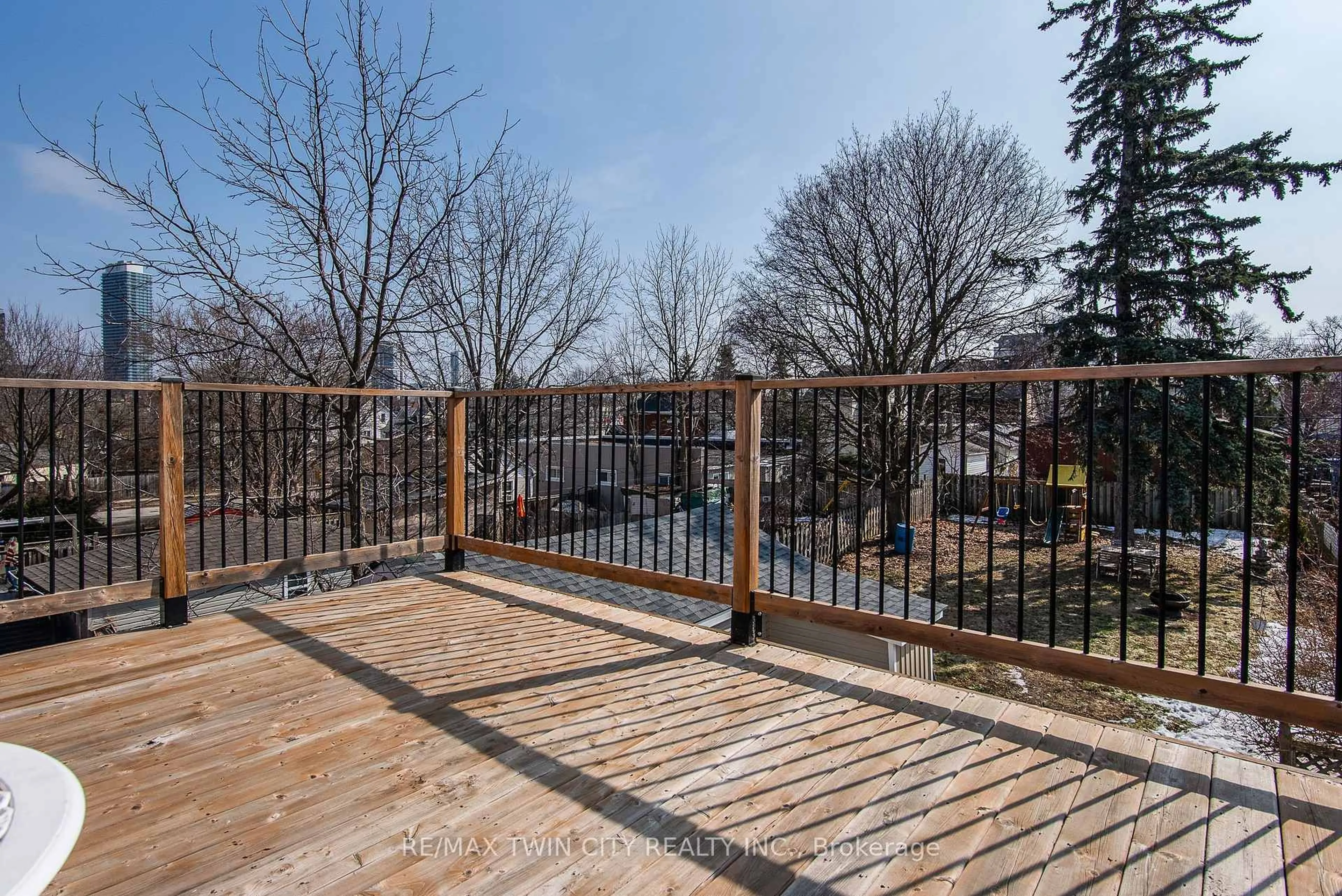Patio, unknown for 15 Herlan Ave, Kitchener Ontario N2G 2C4