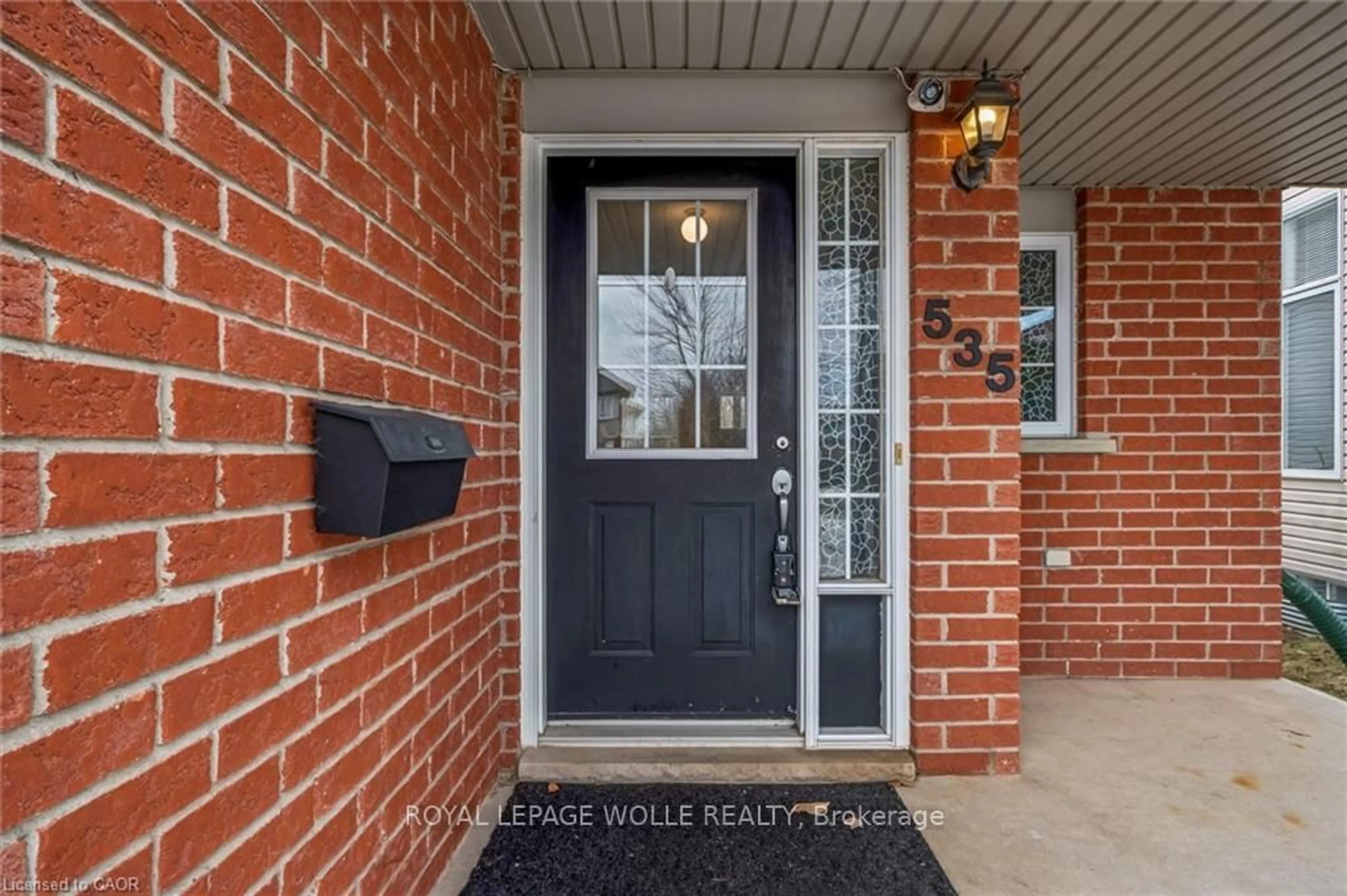 Unknown for 535 Blue Beech Blvd, Waterloo Ontario N2V 2T4