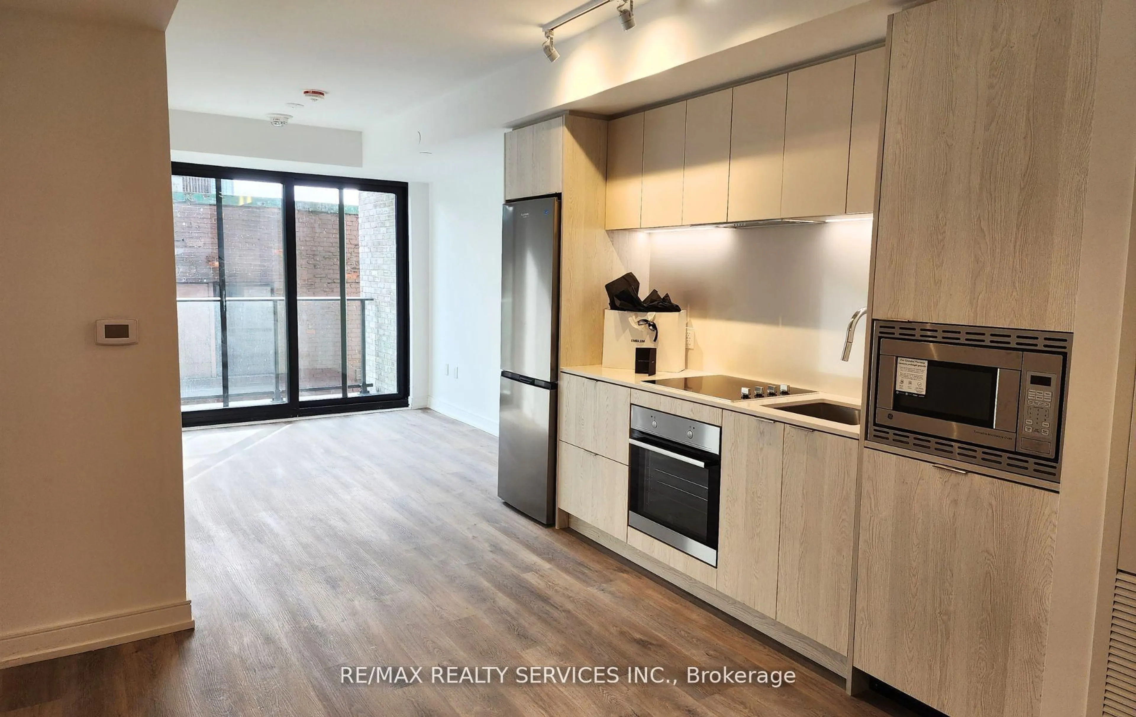 Standard kitchen, unknown for 1 Jarvis St #410, Hamilton Ontario L8R 0A8