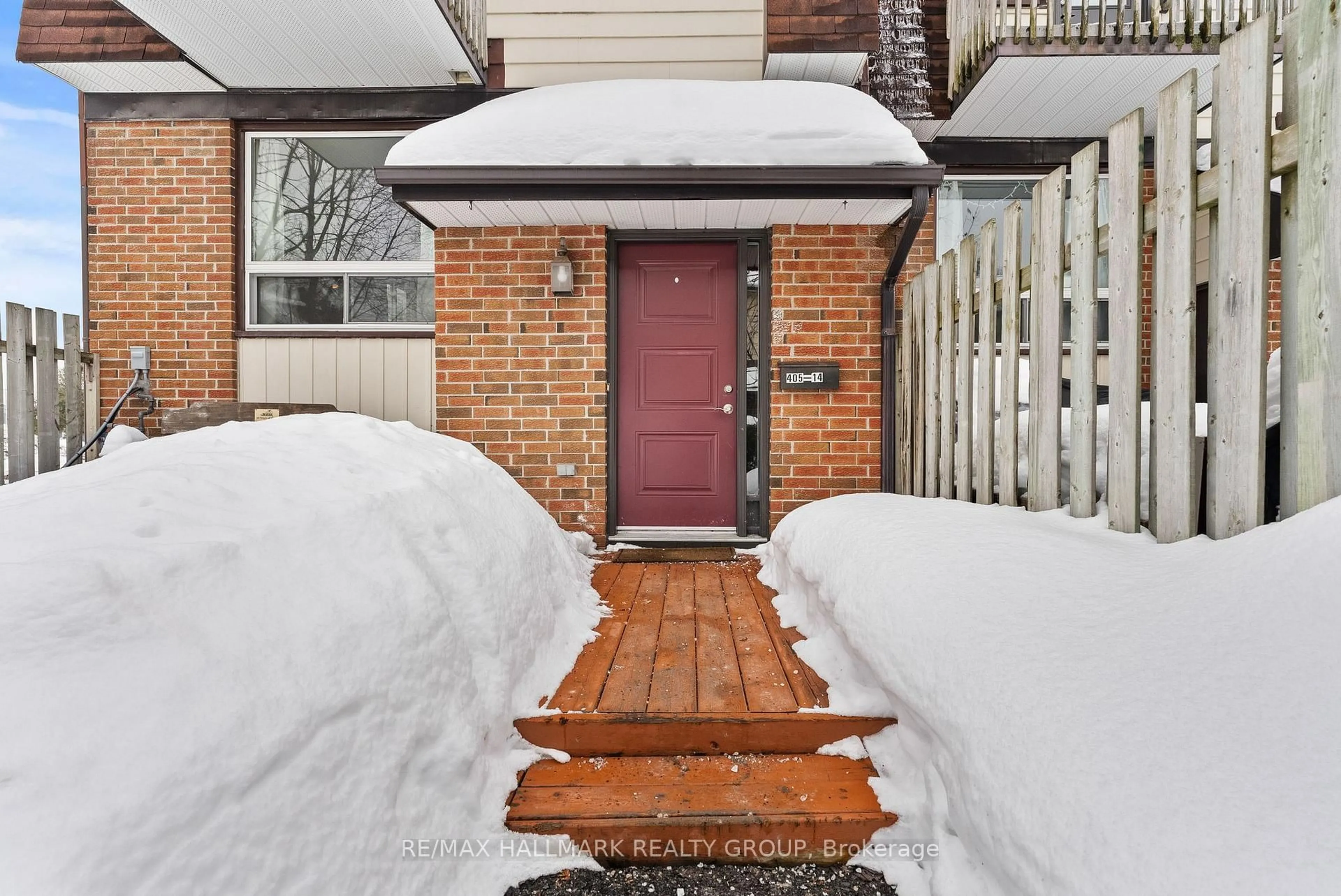 Unknown for 405 MONTFORT St #14, Ottawa Ontario K1L 8G8