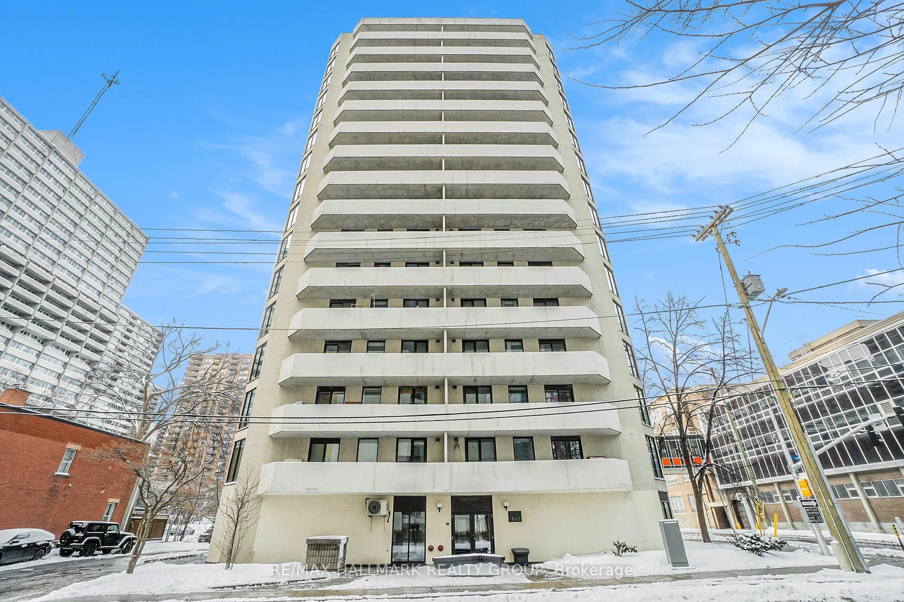 Unknown for 200 Bay St #1102, Ottawa Ontario K1R 7W8