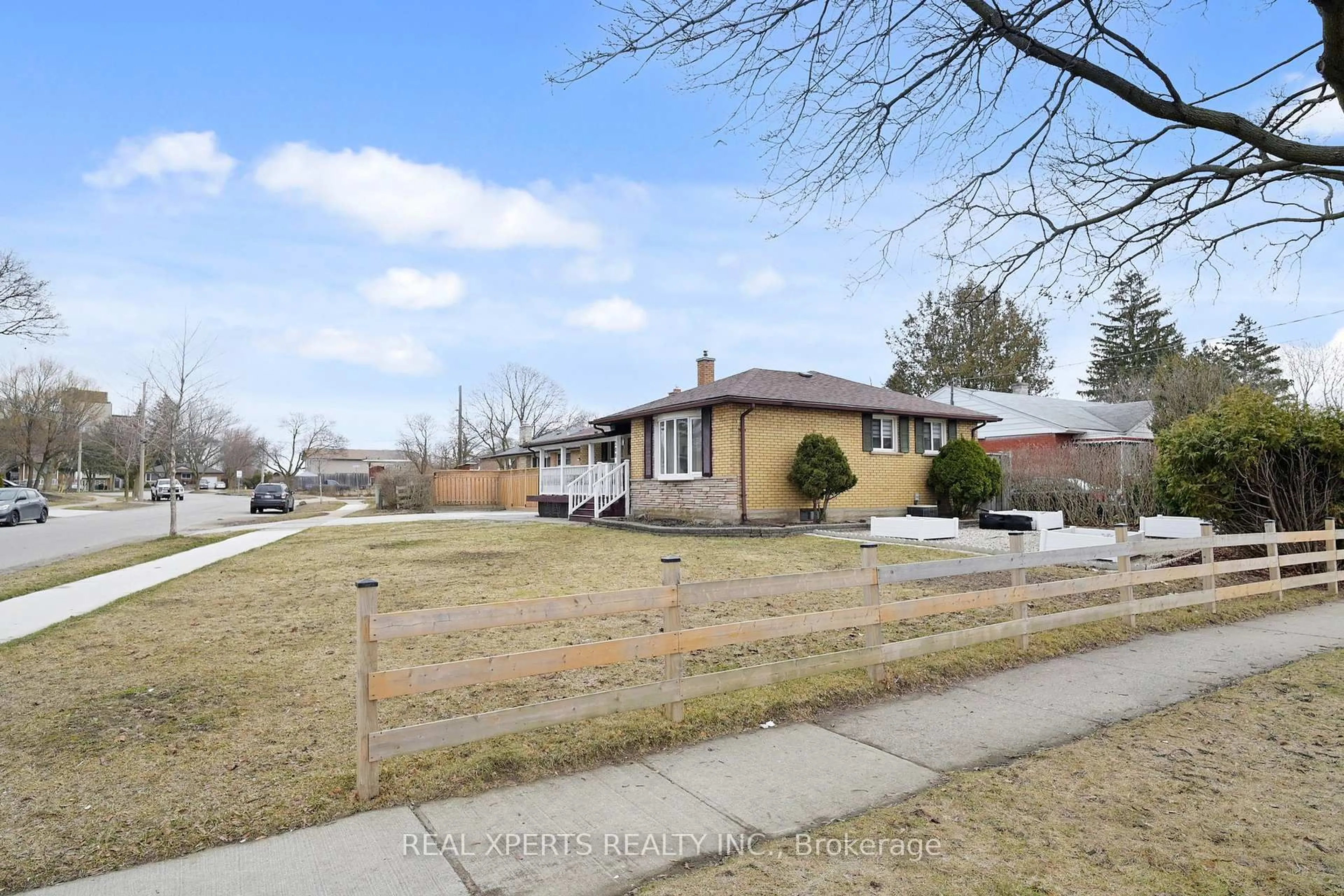 Unknown for 200 Rosemount Dr, Kitchener Ontario N2B 1R6