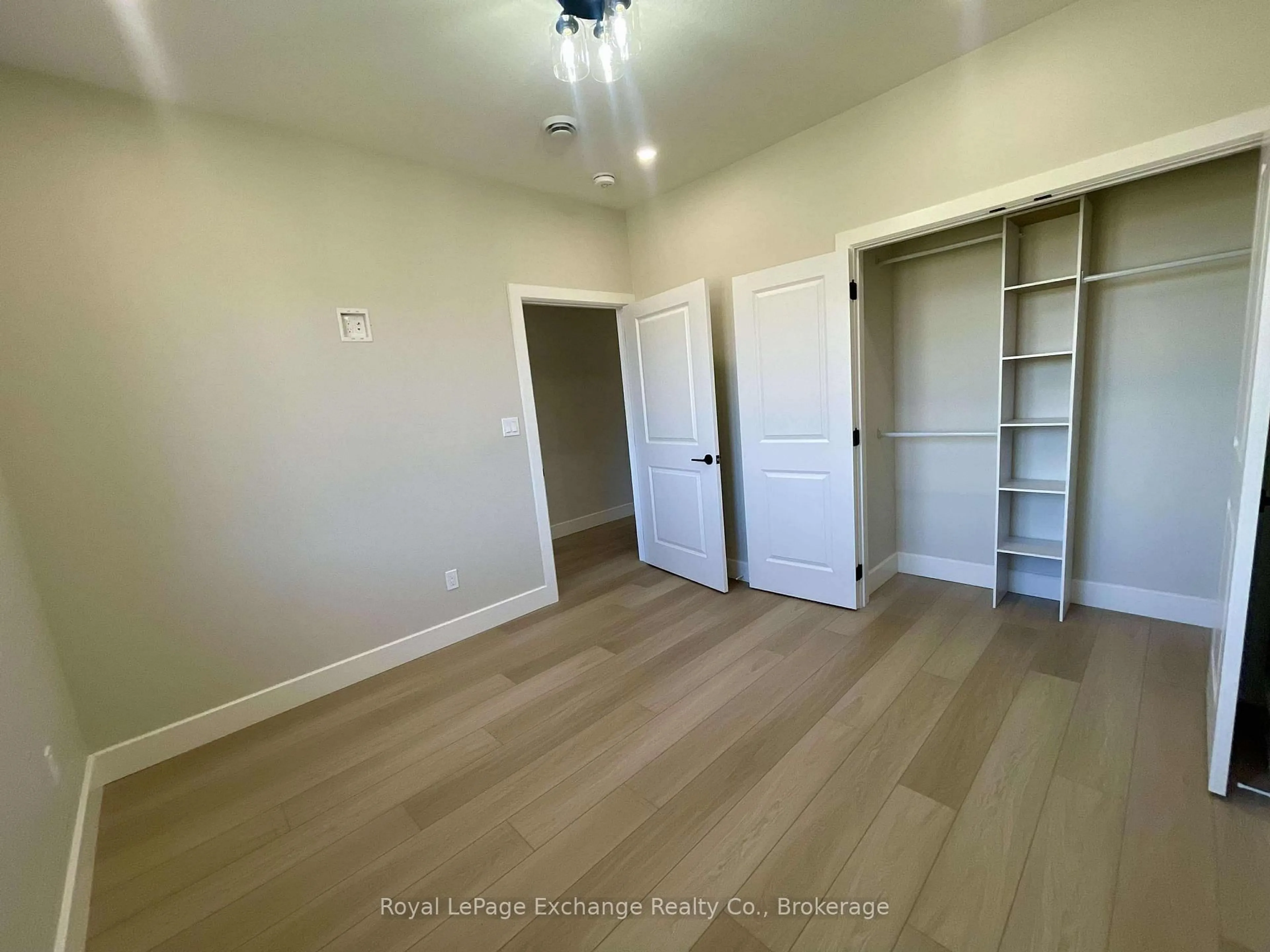 A pic of a room for 64 Mercedes Cres, Kincardine Ontario N2Z 1G8