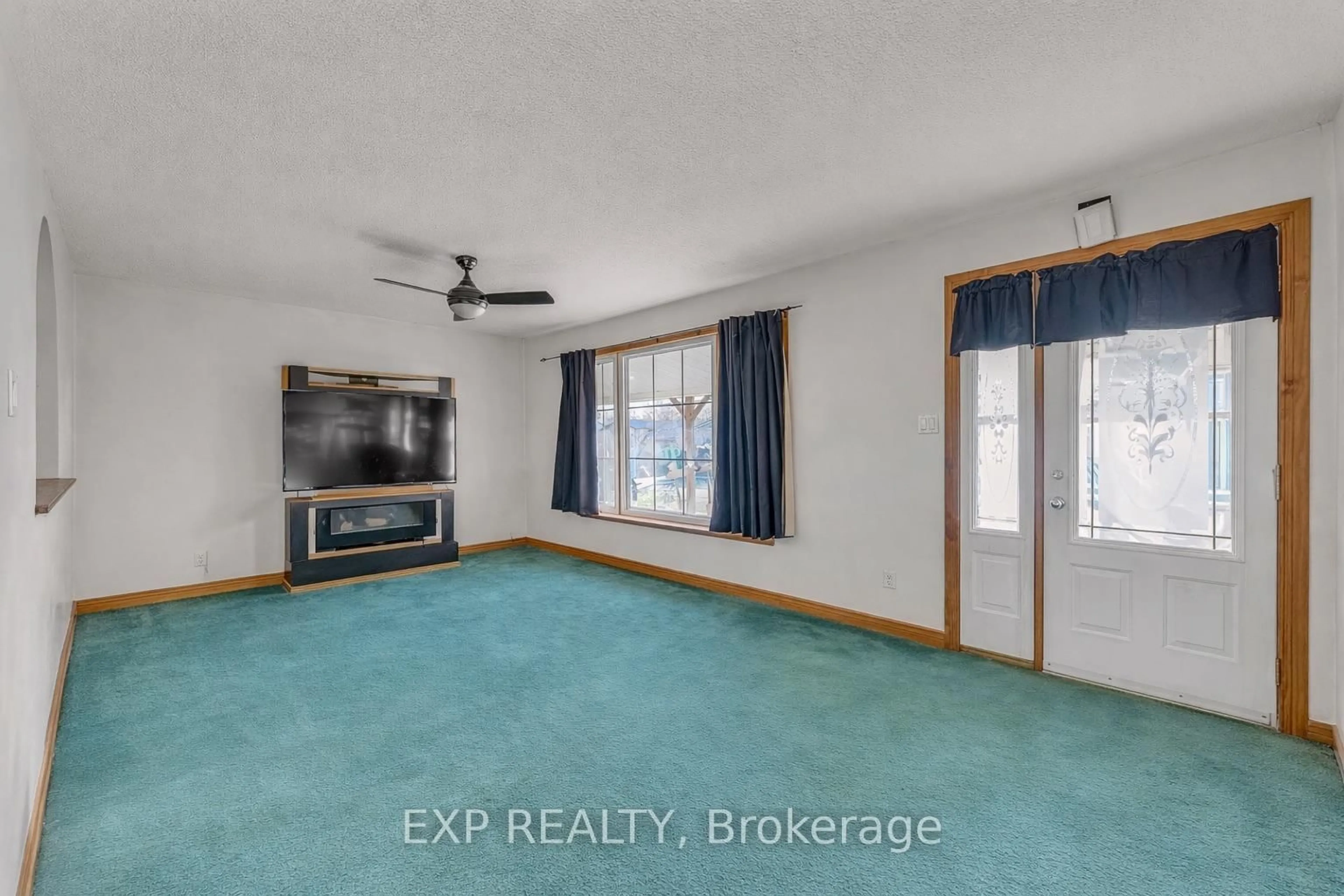 A pic of a room for 155 Frankford Rd, Stirling Ontario K0K 3E0