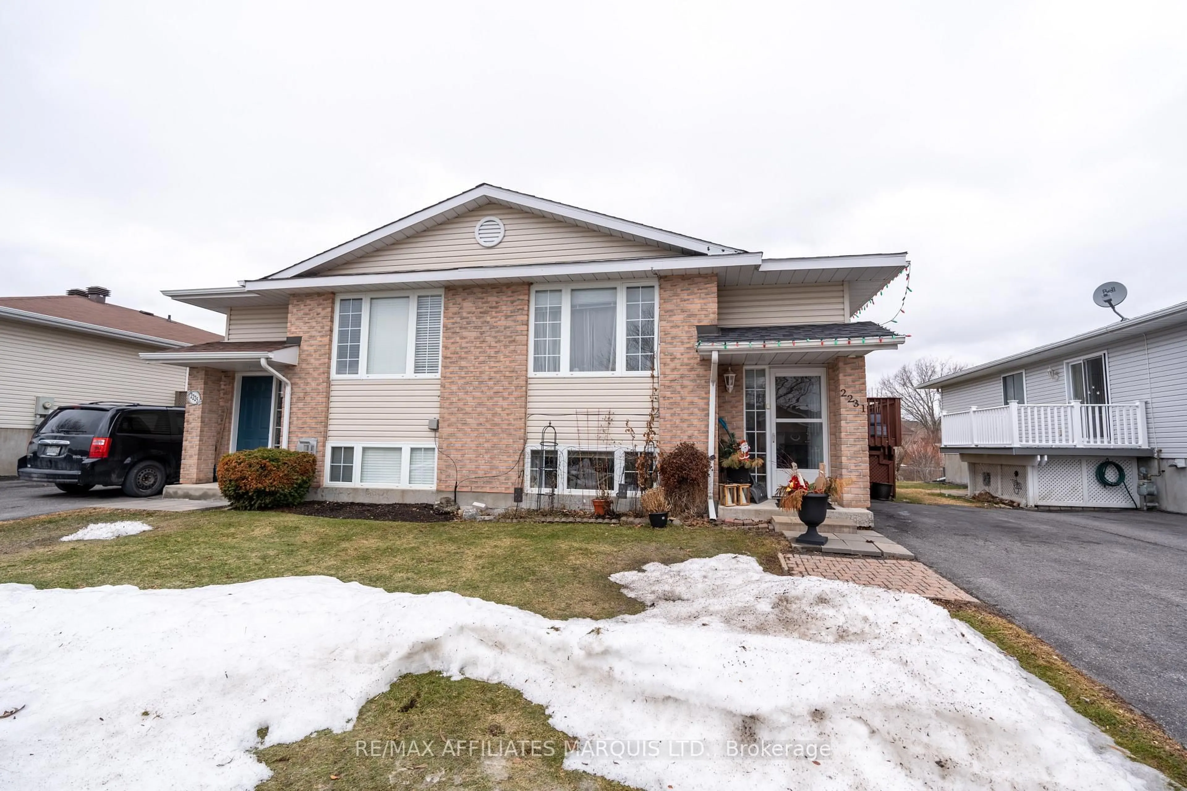 Home with brick exterior material, street for 2231 Glen Brook Dr, Cornwall Ontario K6H 7N2