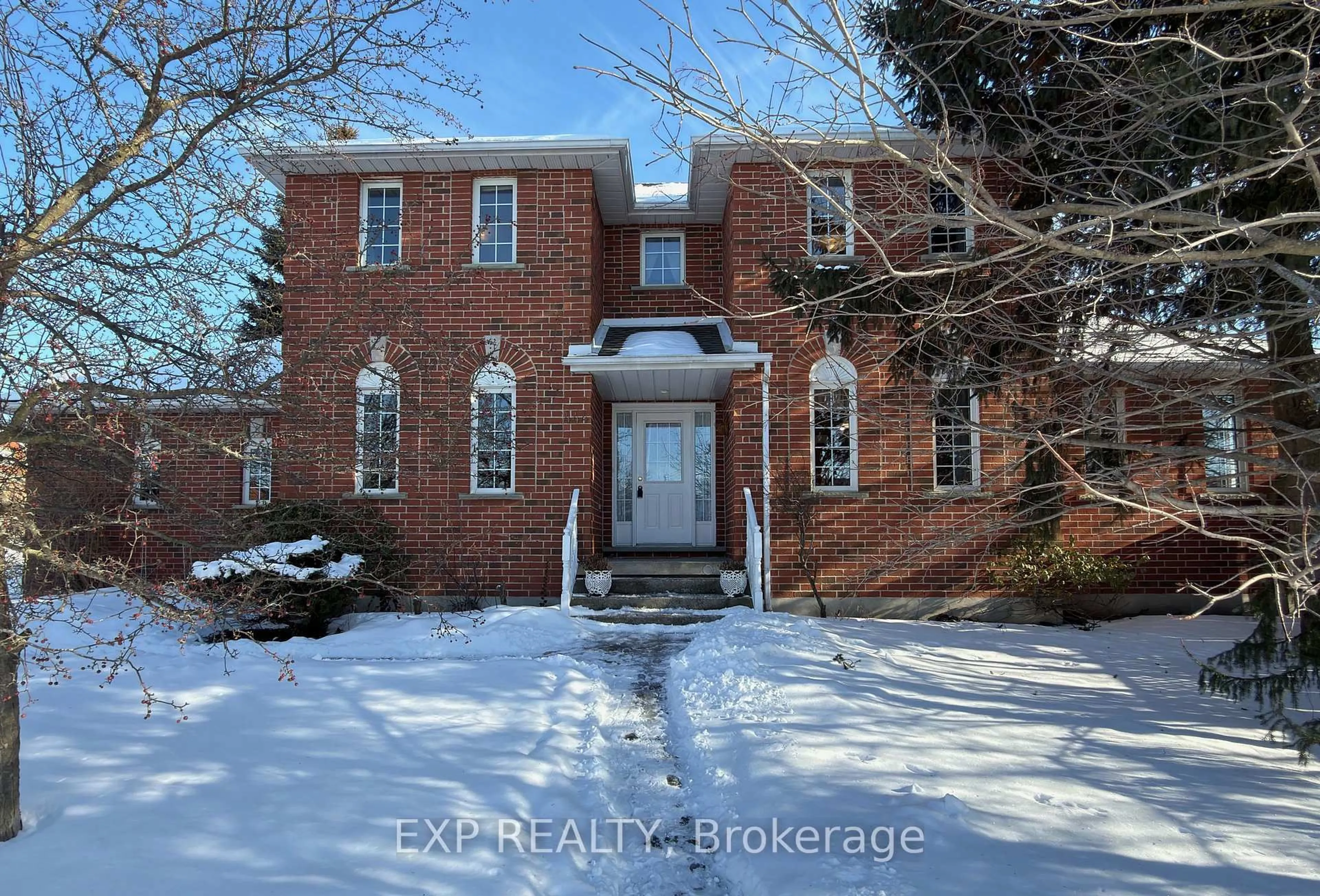 Home with brick exterior material, street for 444 BURNETT Ave, Cambridge Ontario N1T 1L3