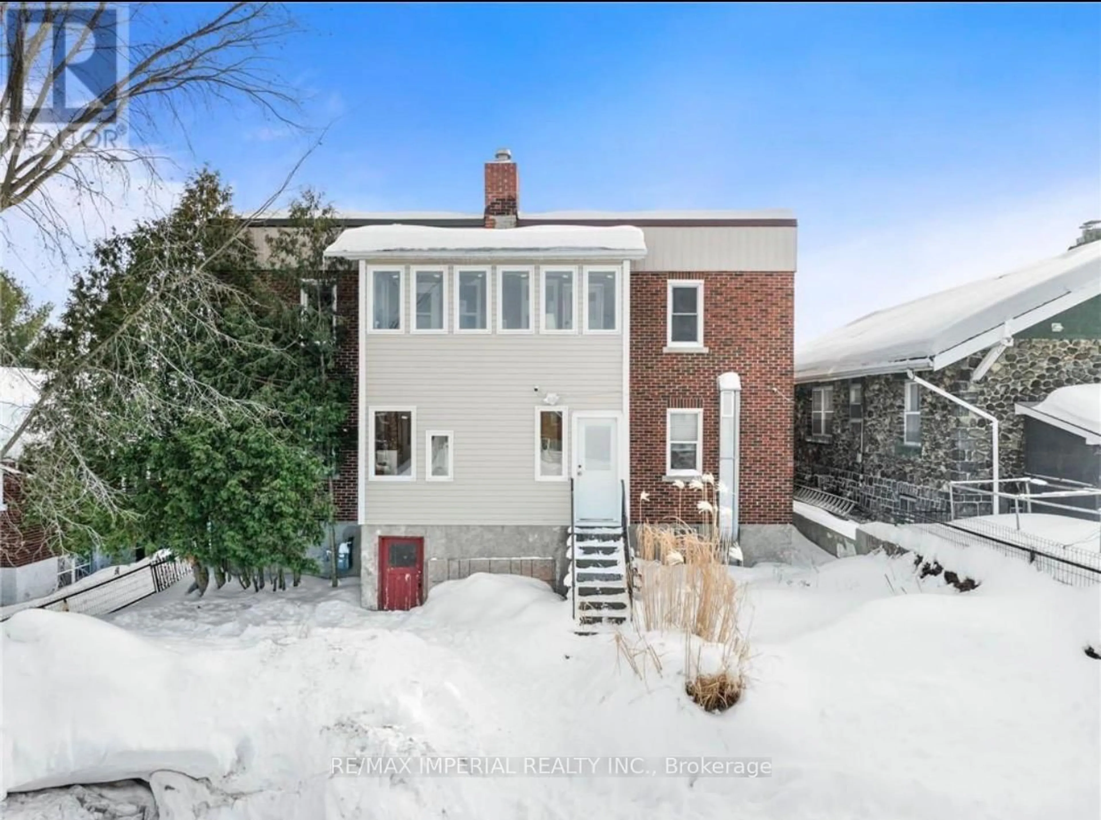 Unknown for 226 OAK St, Greater Sudbury Ontario P3C 1M7