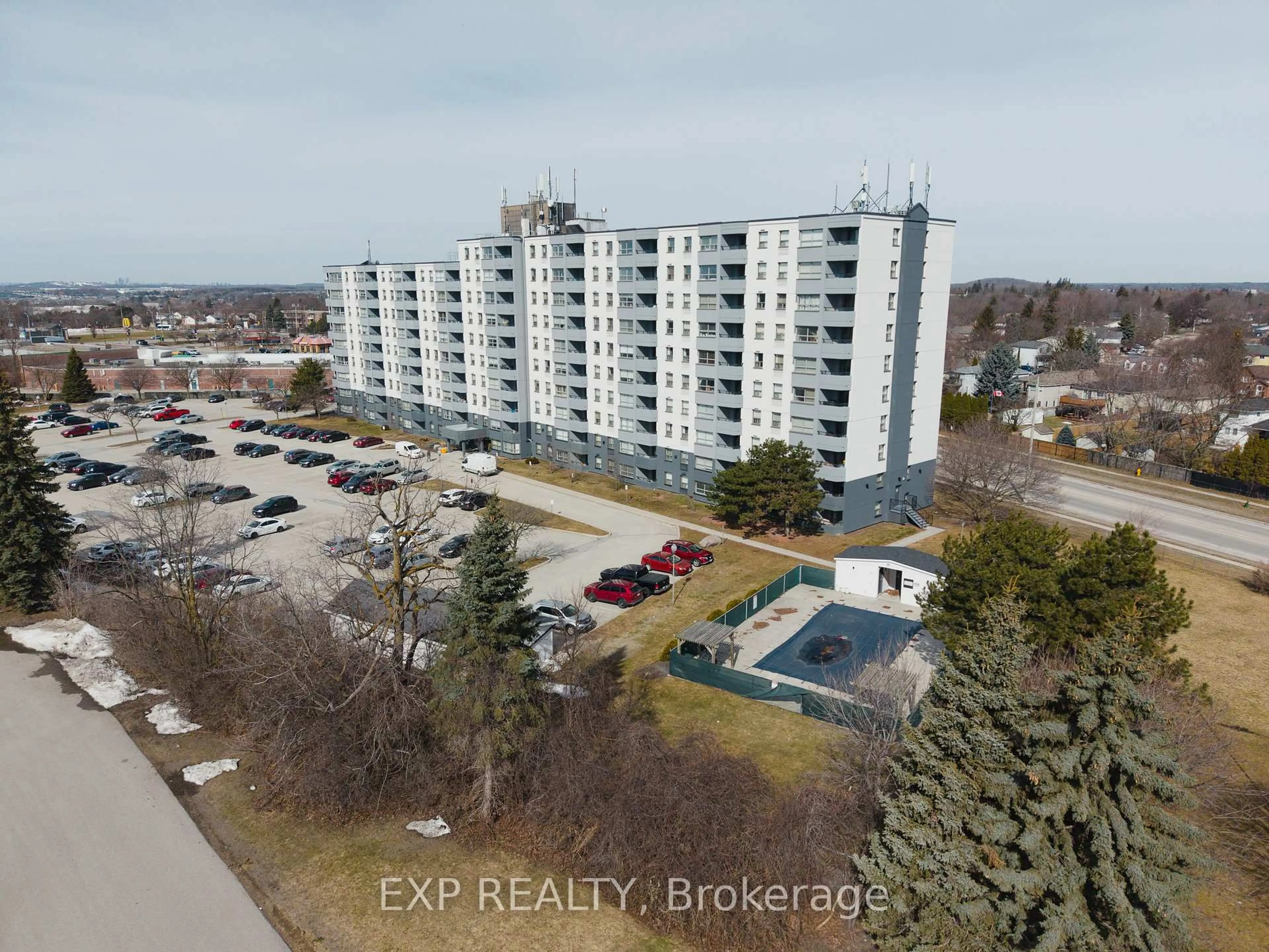 A pic from outside/outdoor area/front of a property/back of a property/a pic from drone, city buildings view from balcony for 200 Jamieson Pkwy #1004, Cambridge Ontario N3C 4B5