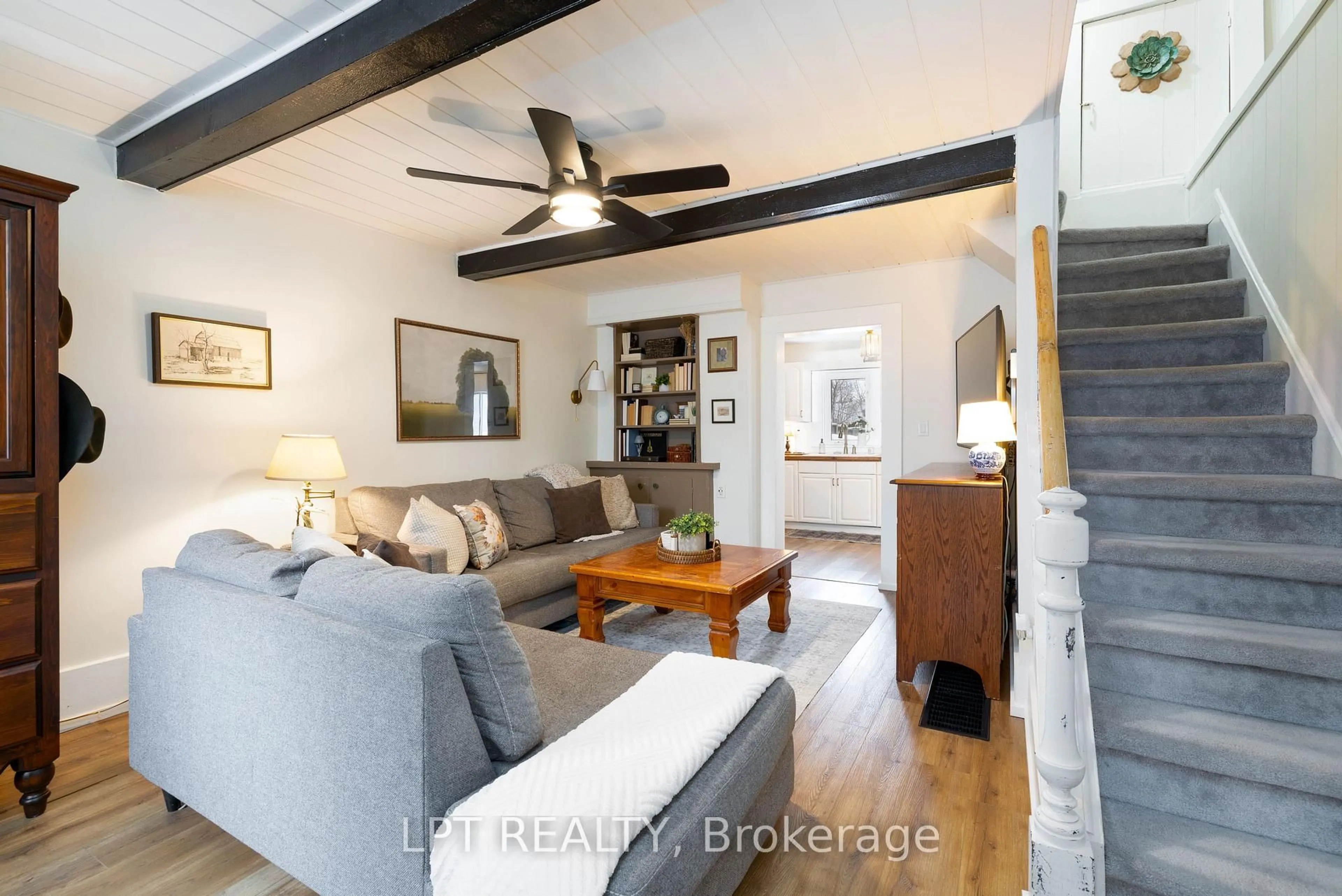 Living room with furniture, unknown for 408 Main St, Shelburne Ontario L0N 1S2