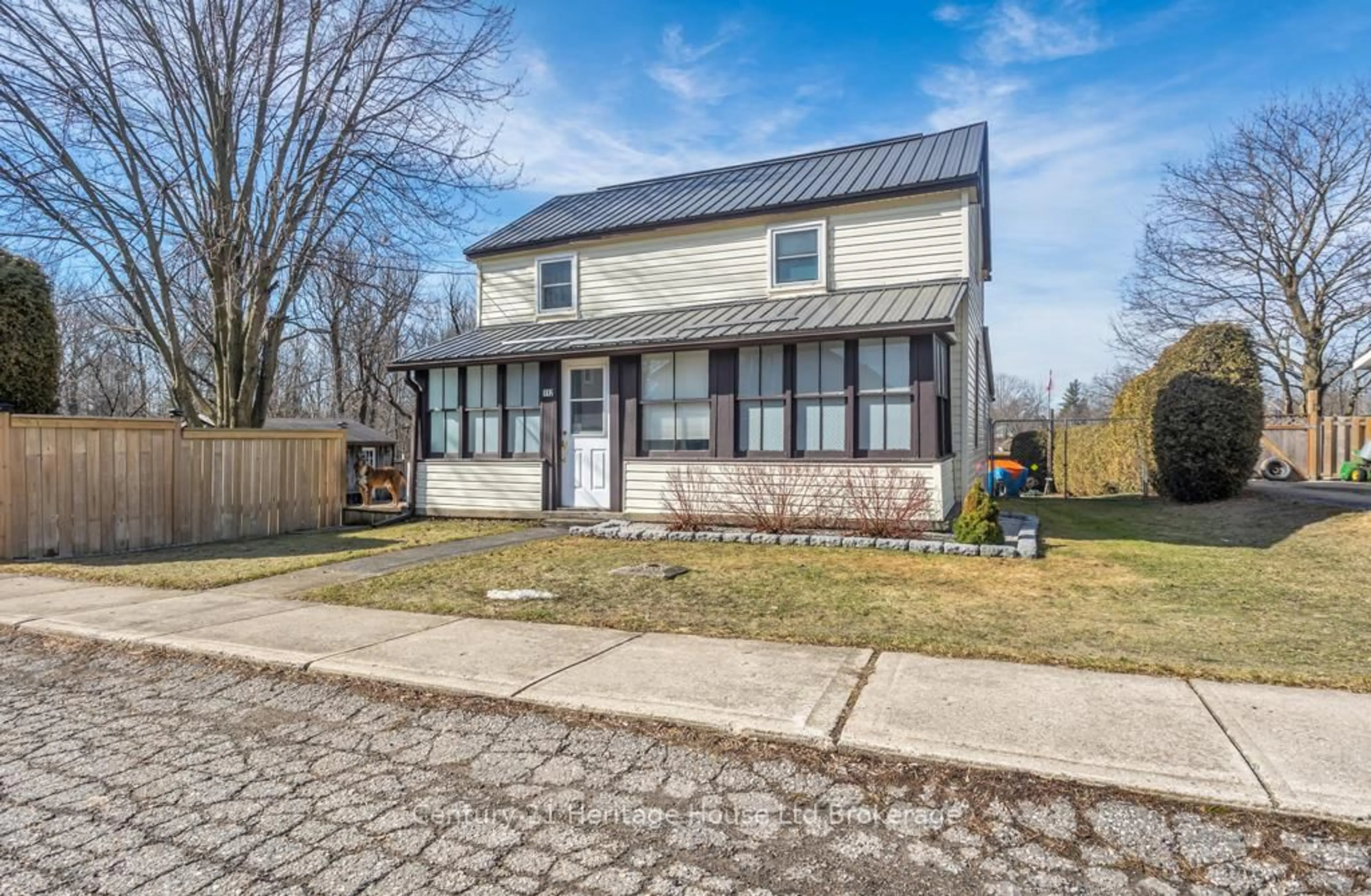 Unknown for 112 Church St, Norwich Ontario N0J 1P0