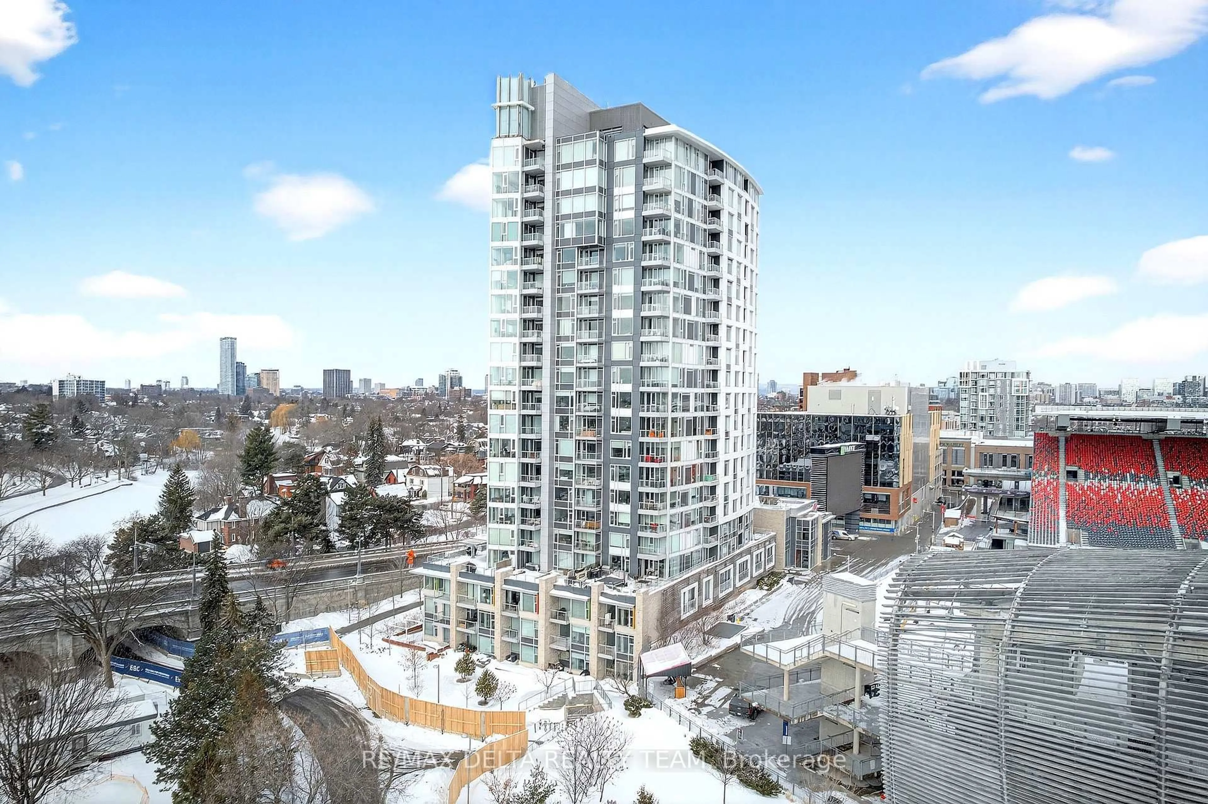 A pic from outside/outdoor area/front of a property/back of a property/a pic from drone, city buildings view from balcony for 1035 Bank St #307, Ottawa Ontario K1S 3W9