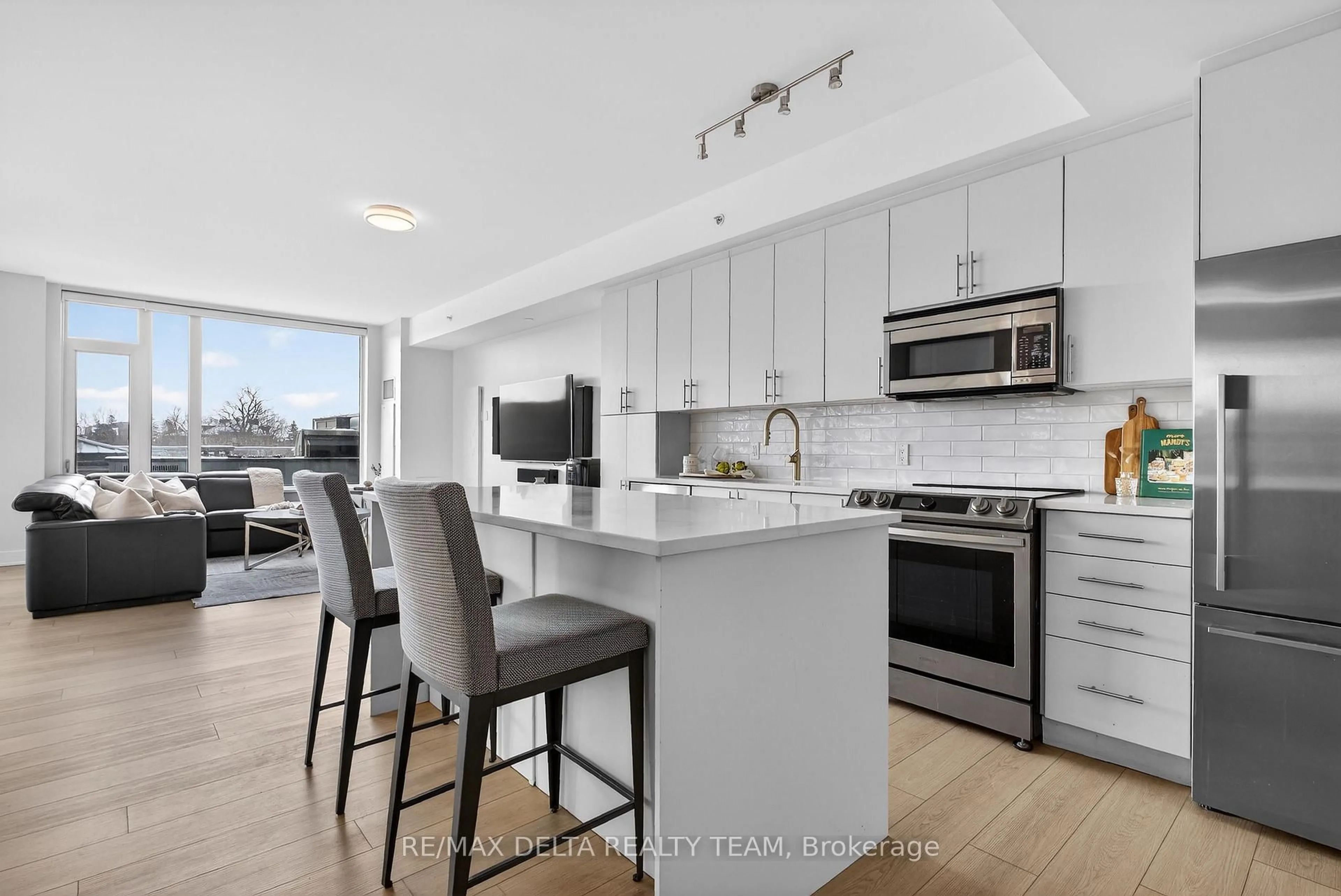 Open concept kitchen, unknown for 1035 Bank St #307, Ottawa Ontario K1S 3W9