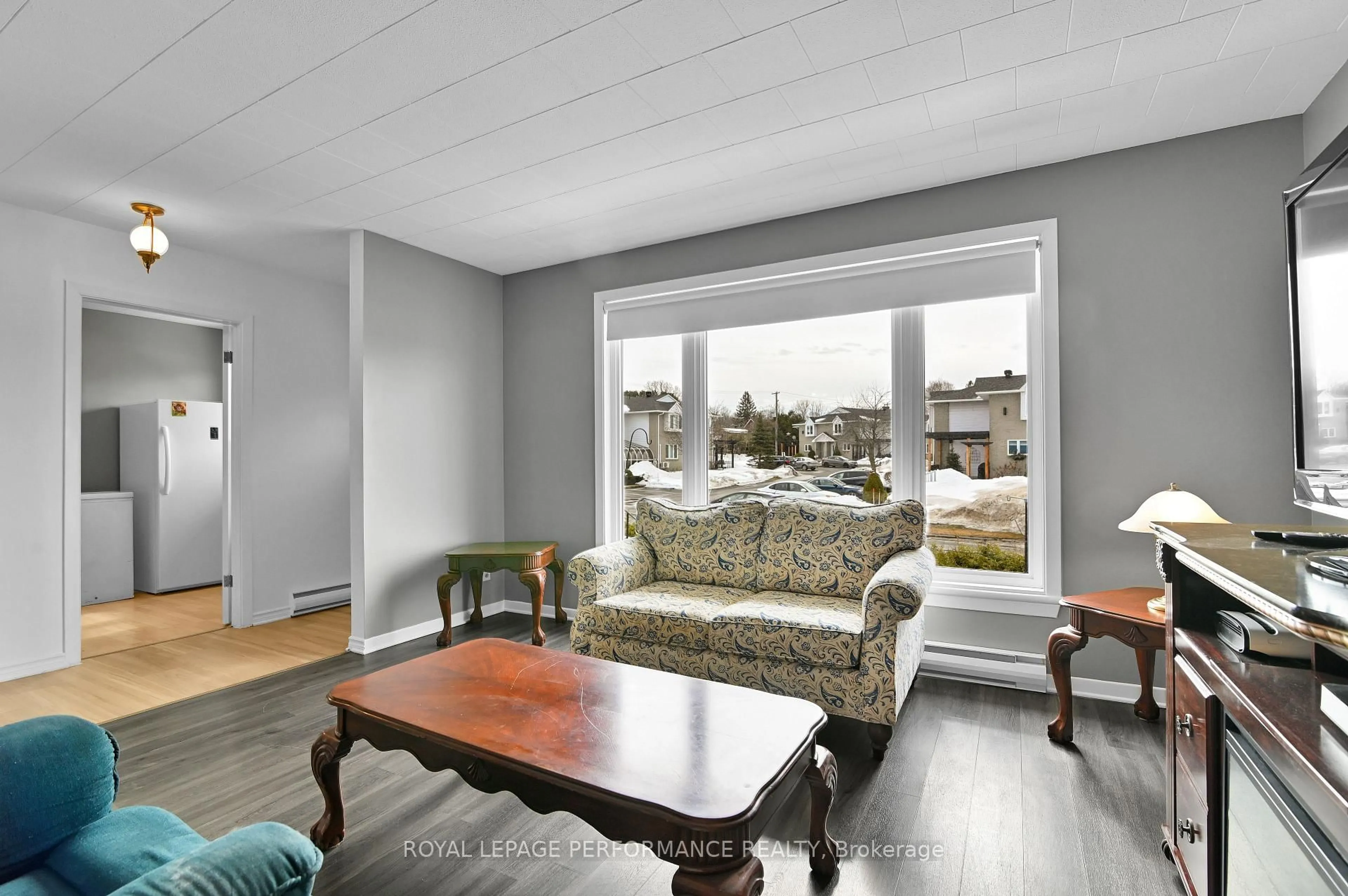 Living room with furniture, unknown for 313 Cecile Blvd, Hawkesbury Ontario K6A 1N7