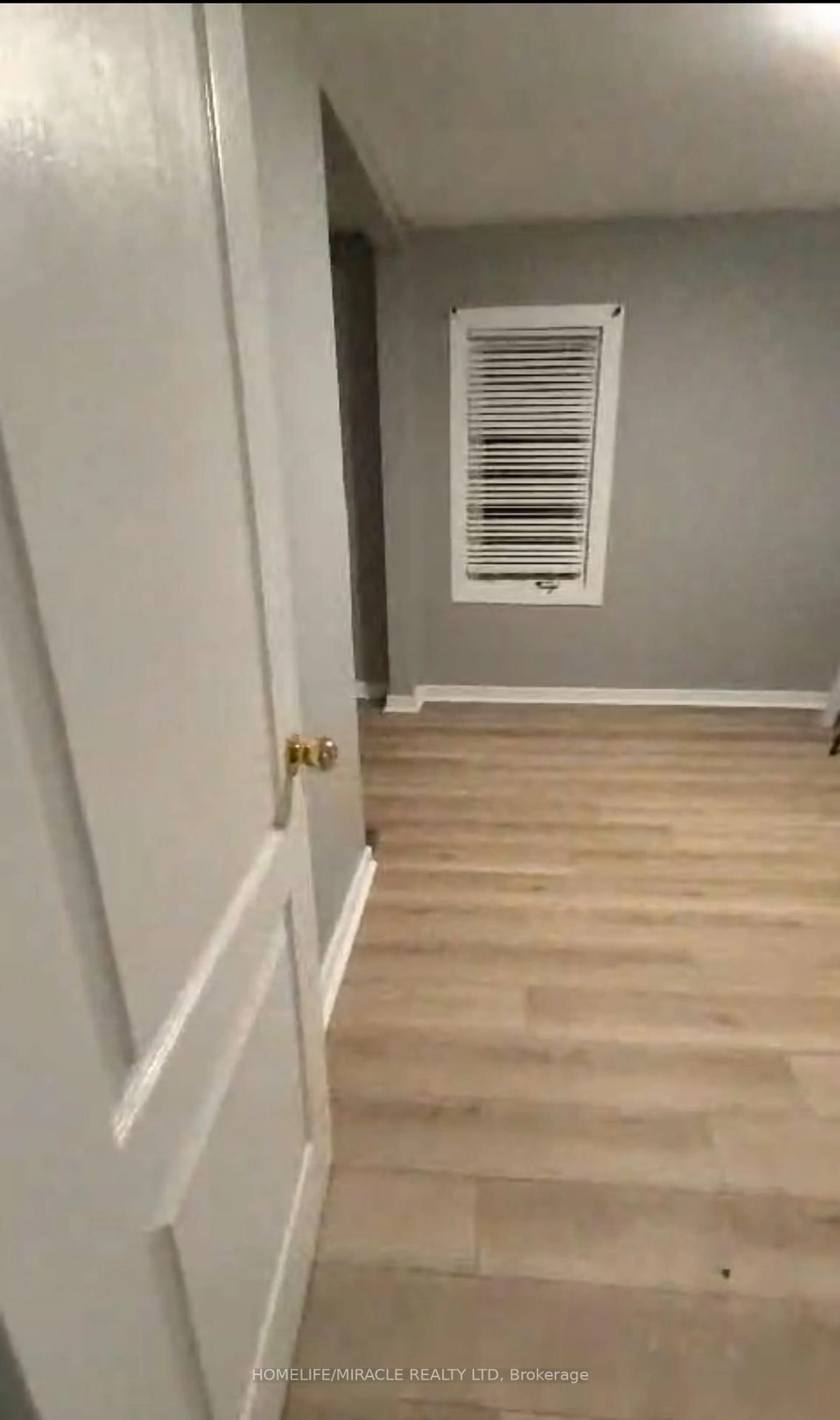 A pic of a room for 454 Rankin Ave, Windsor Ontario N9B 2R7