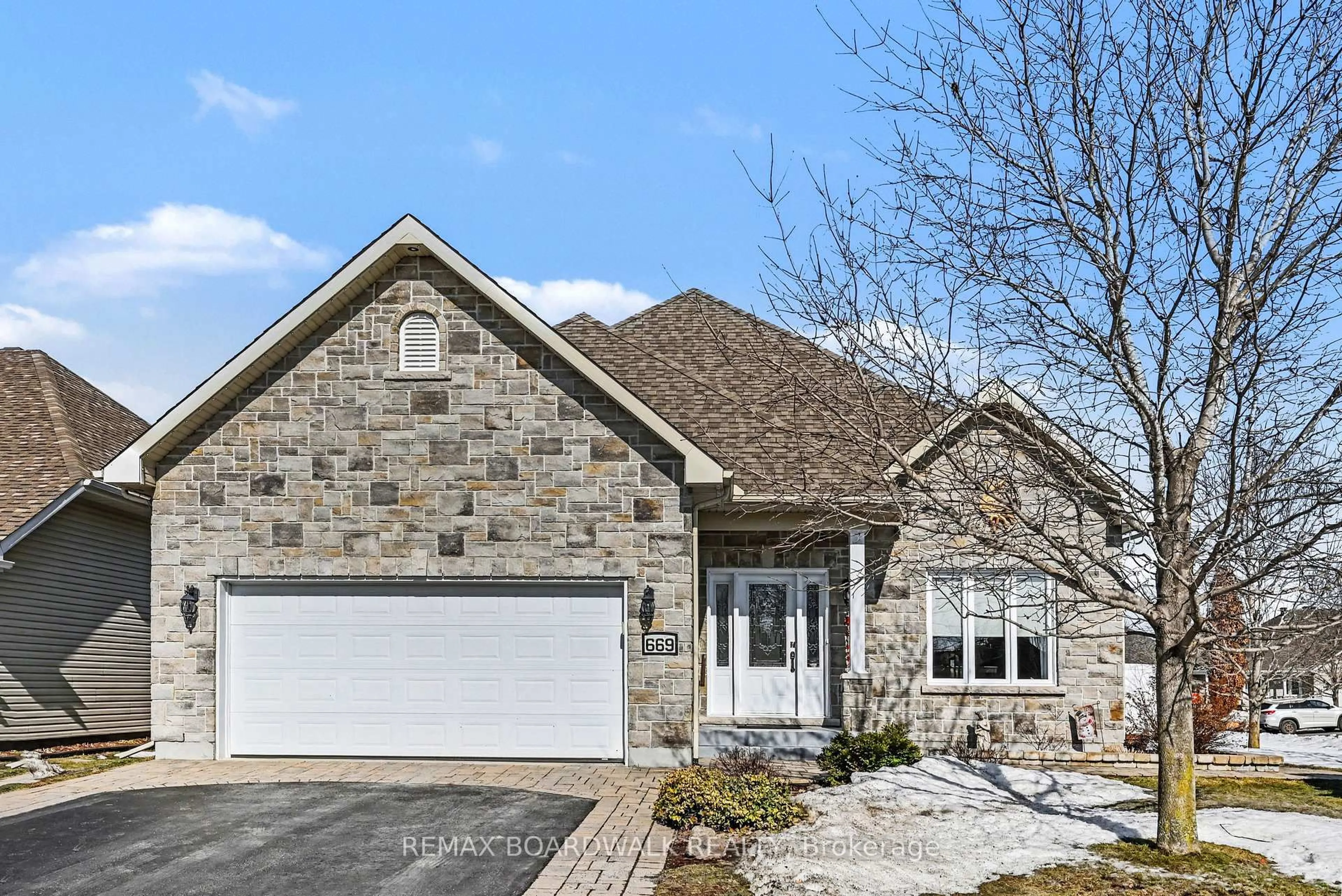 Home with brick exterior material, street for 669 Des Epinettes Pl, Casselman Ontario K0A 1M0