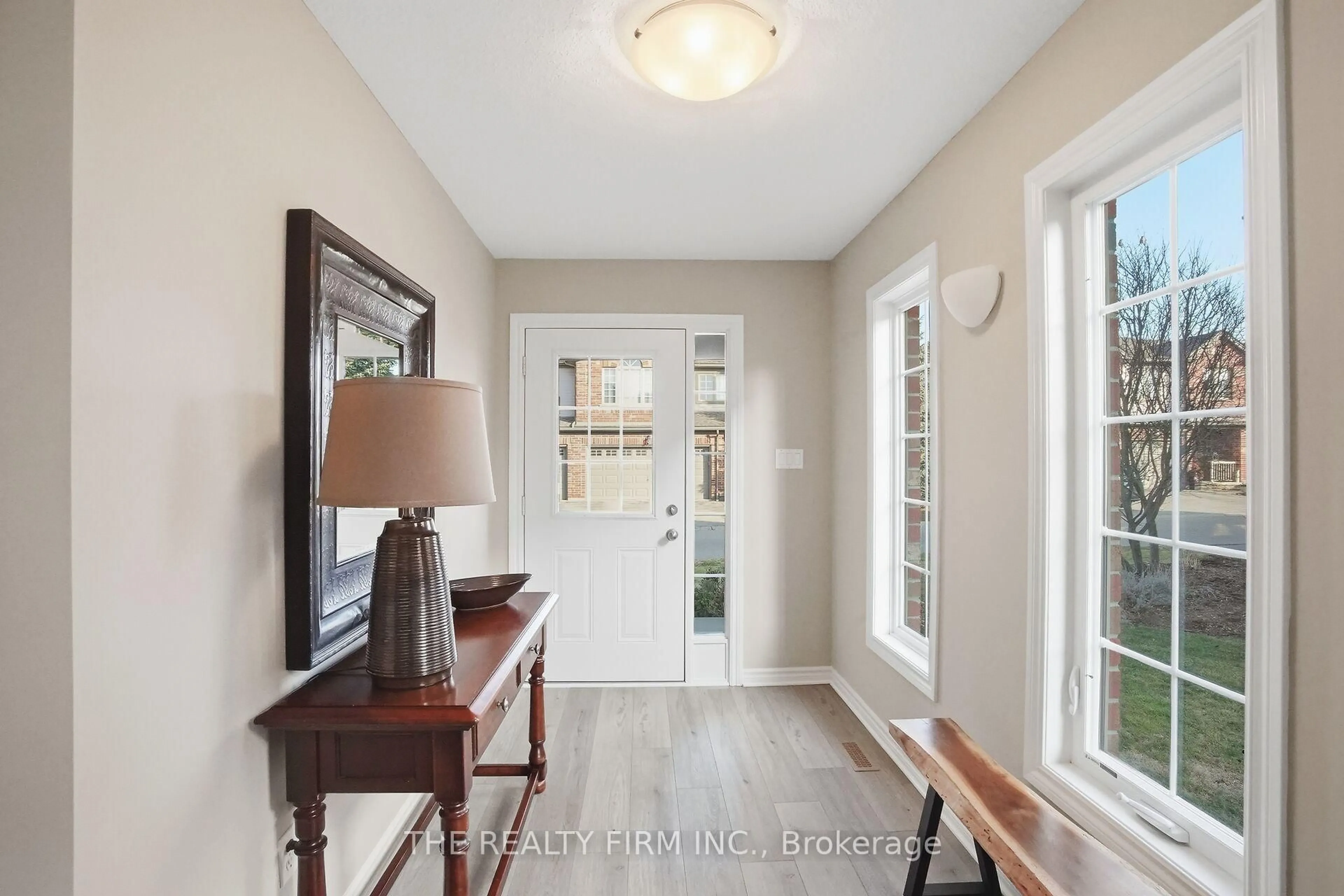 Indoor entryway for 600 Hyde Park Rd #55, London North Ontario N6H 5W8