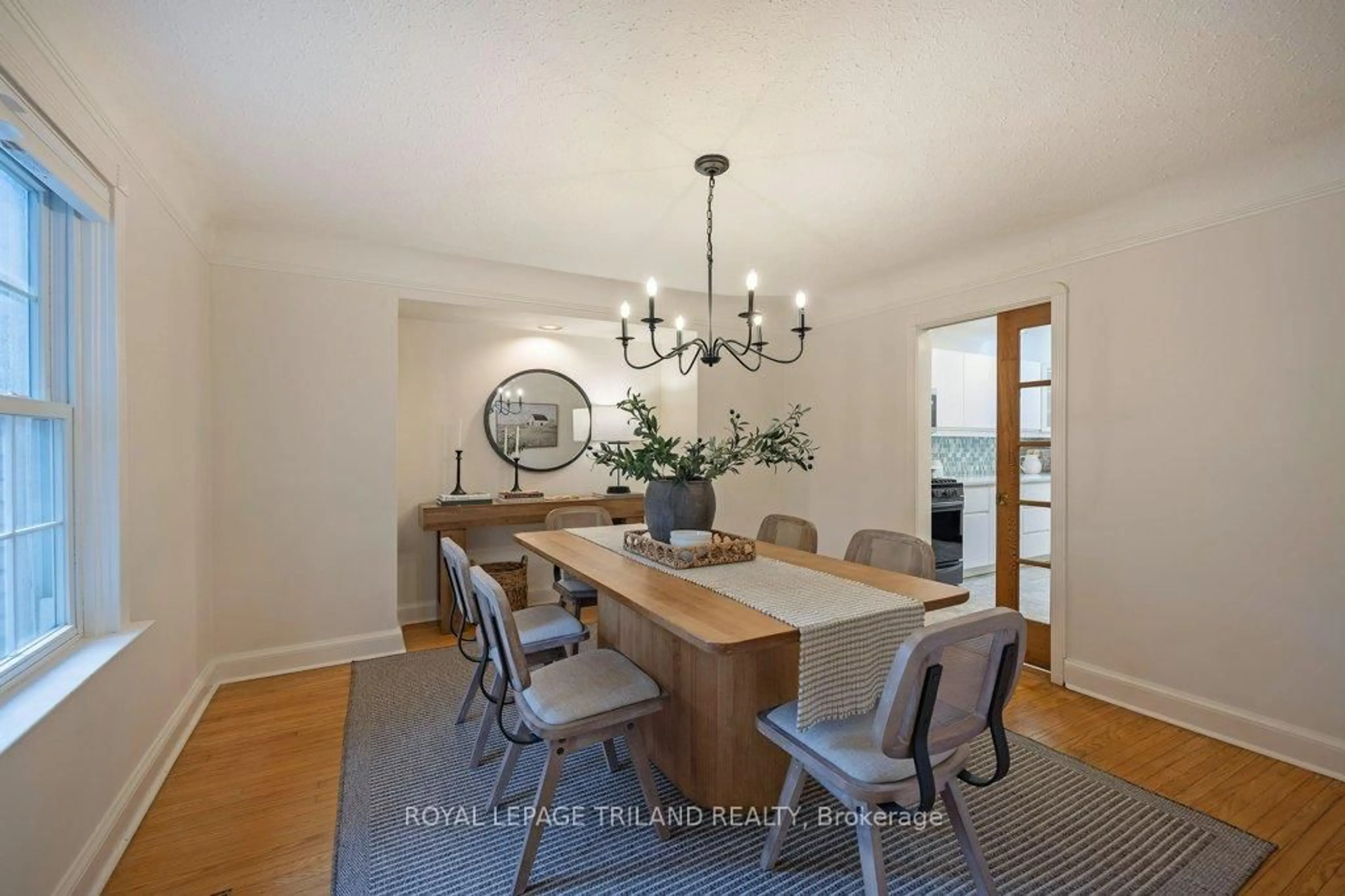 Dining room, unknown for 96 Base Line Rd, London South Ontario N6C 2N8