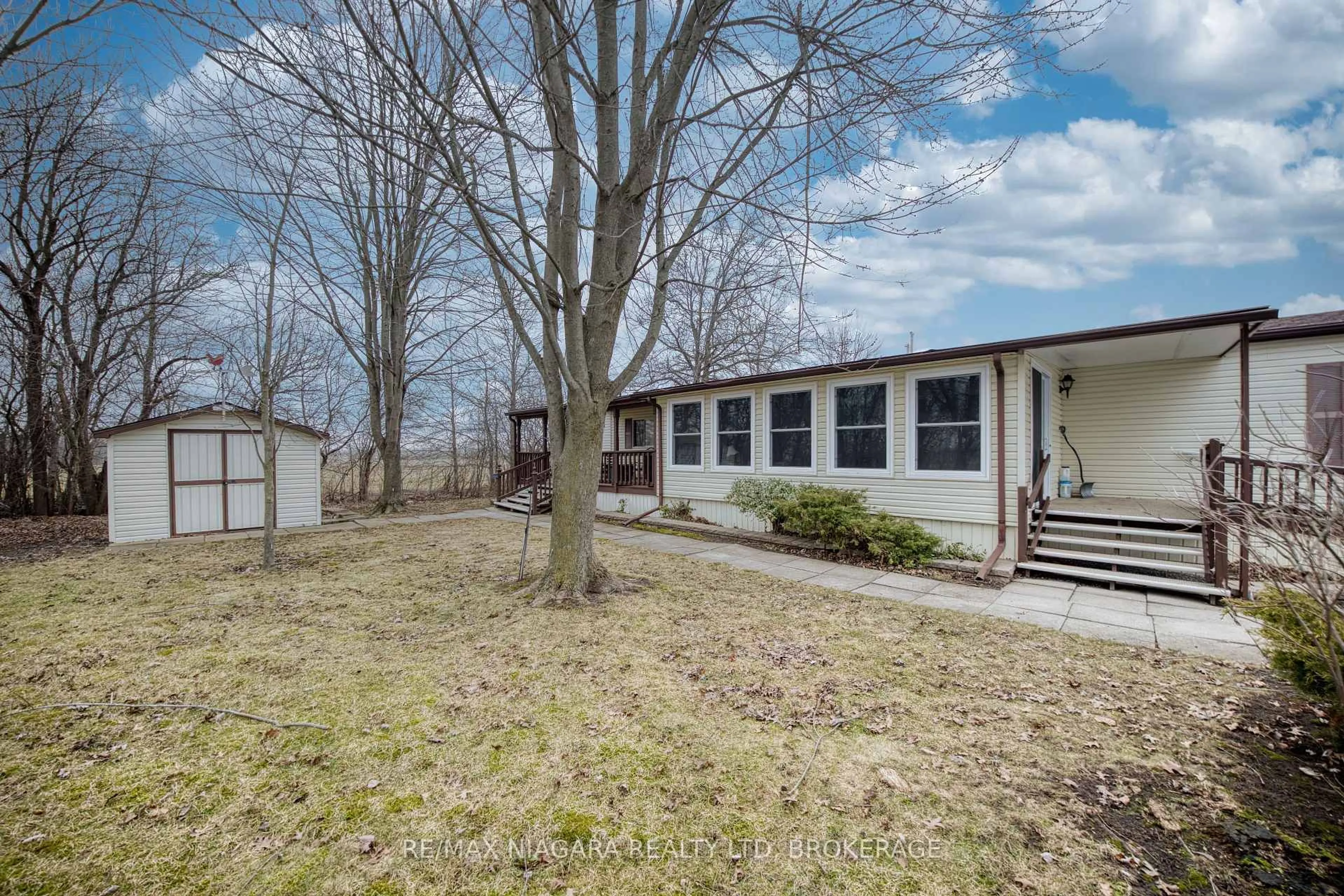 Unknown for 3033 Townline Rd #178, Fort Erie Ontario L0S 1S1