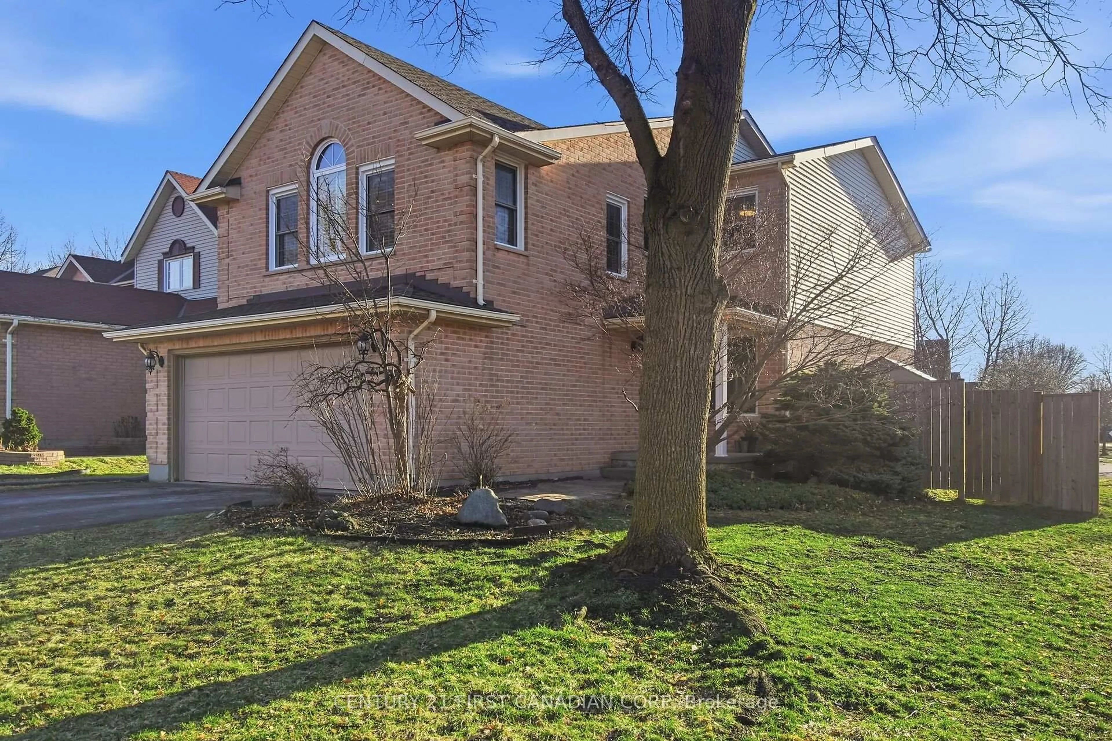 Home with brick exterior material, street for 47 Meadowridge Rd, London North Ontario N6H 5E6