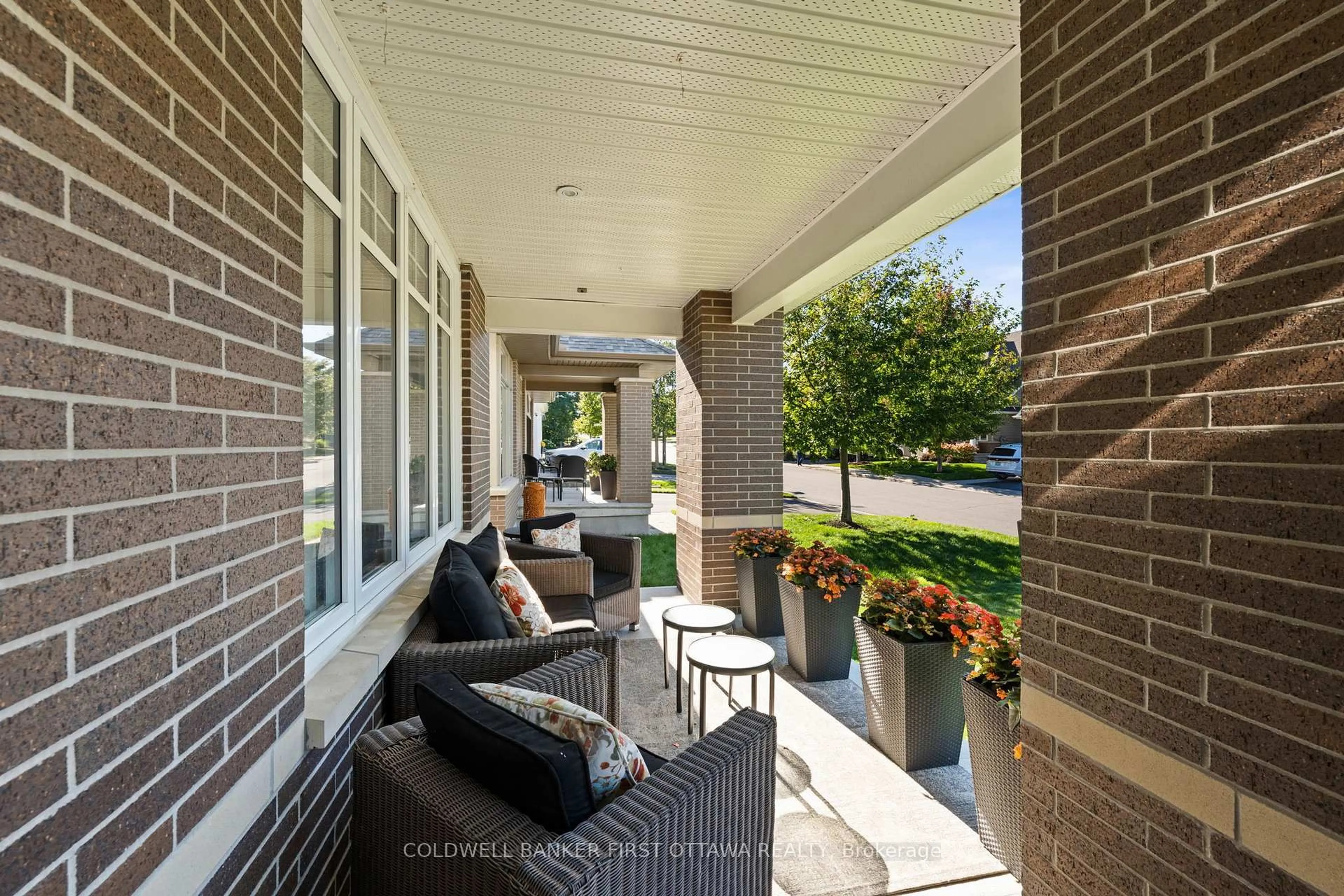 Patio, street for 397 Kilspindie Rdge, Ottawa Ontario K2J 6A4