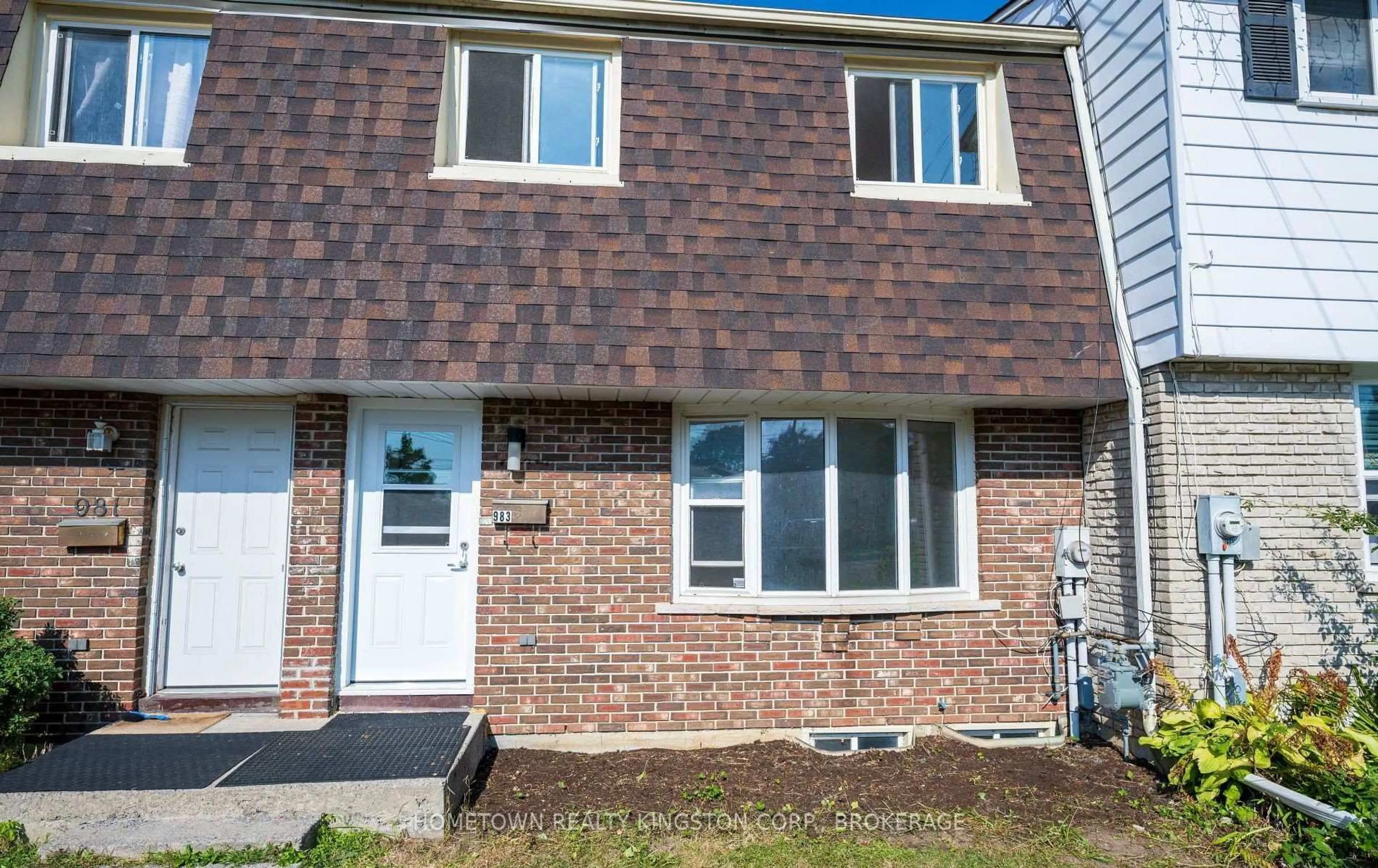 Unknown for 983 Oakview Ave, Kingston Ontario K7M 6W9