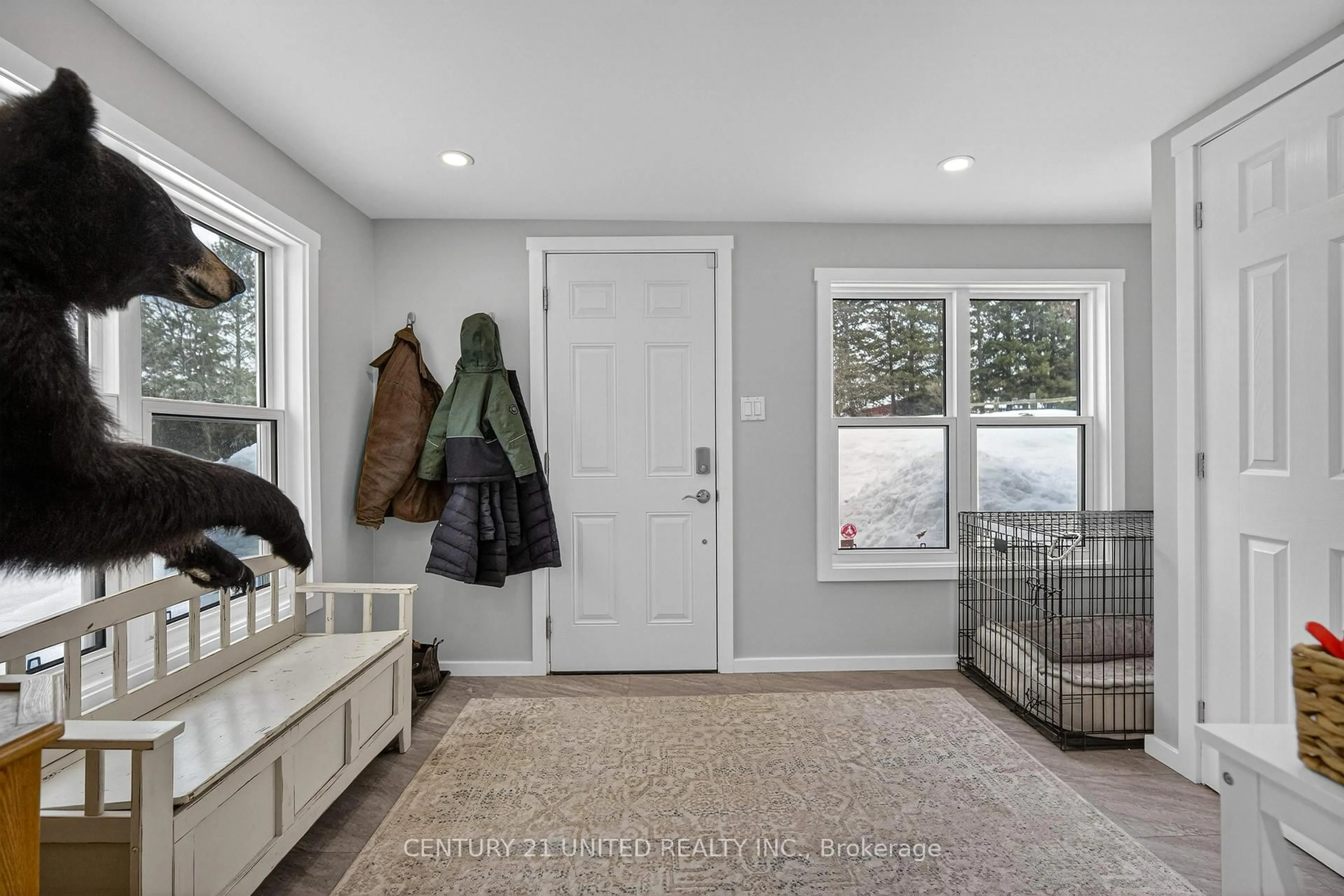 Indoor entryway for 39 Concession St, Havelock-Belmont-Methuen Ontario K0L 1Z0