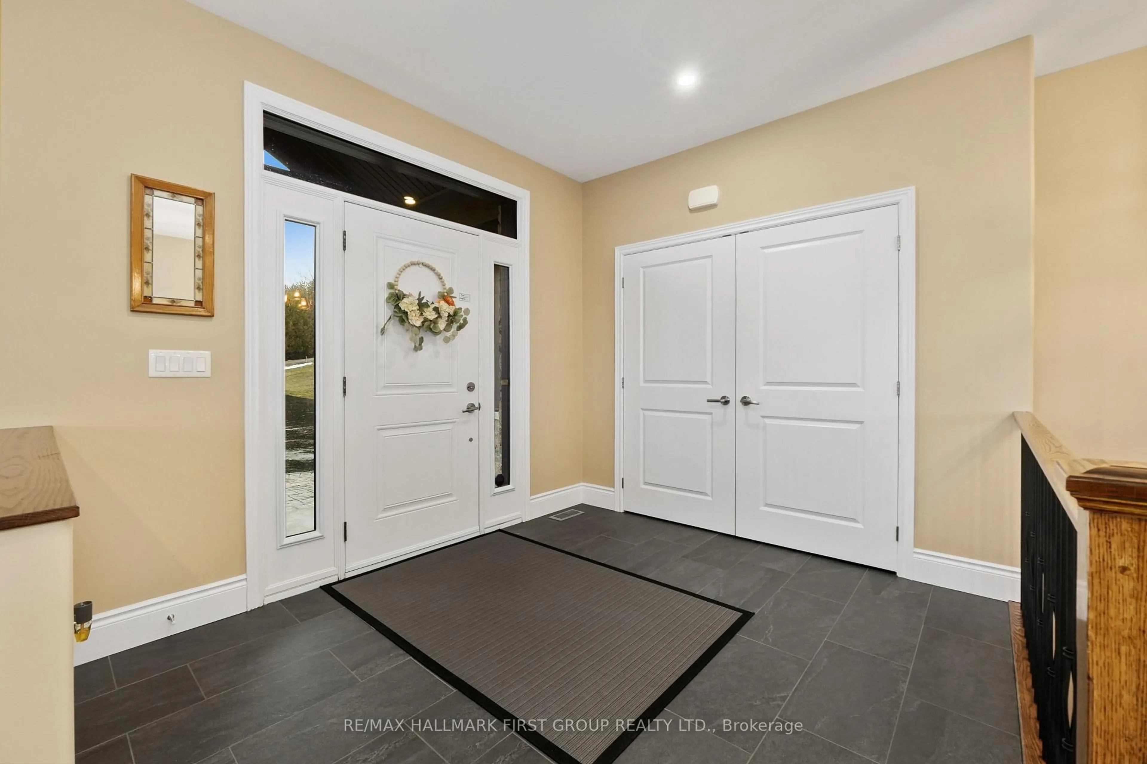Indoor entryway for 667 Huff Rd, Brighton Ontario K0K 1H0