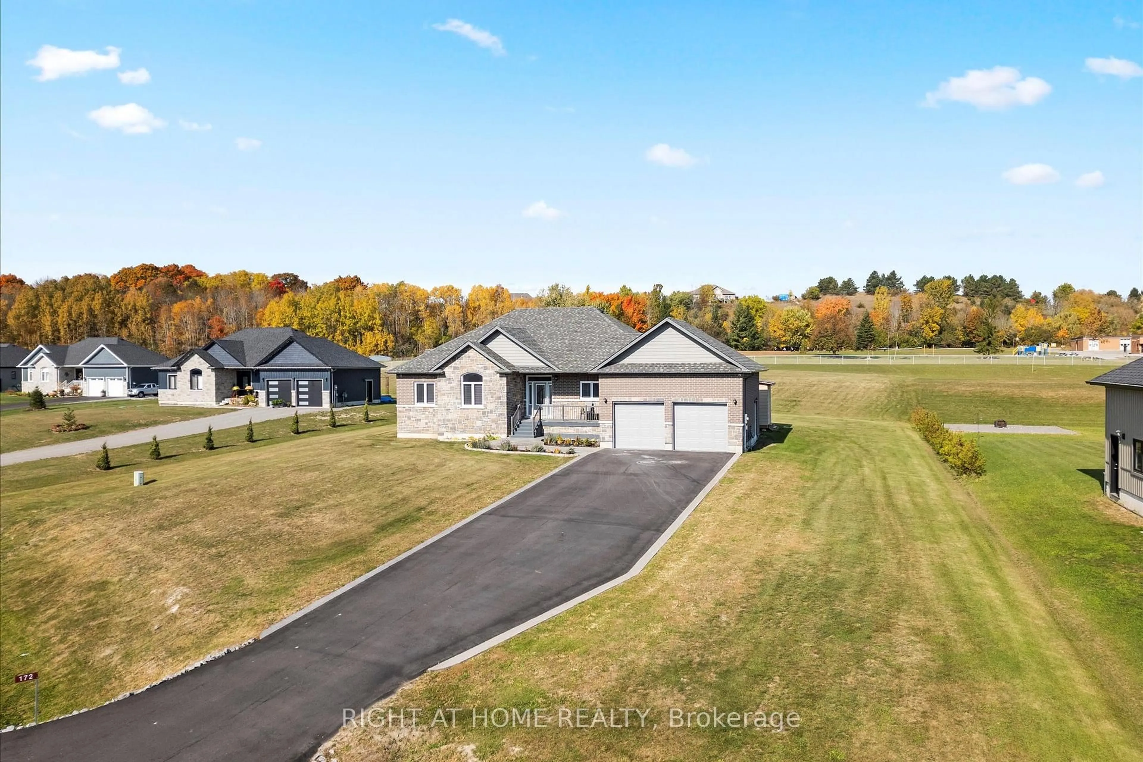 A pic from outside/outdoor area/front of a property/back of a property/a pic from drone, water/lake/river/ocean view for 172 Glens Of Antrim Way, Alnwick/Haldimand Ontario K0K 2G0