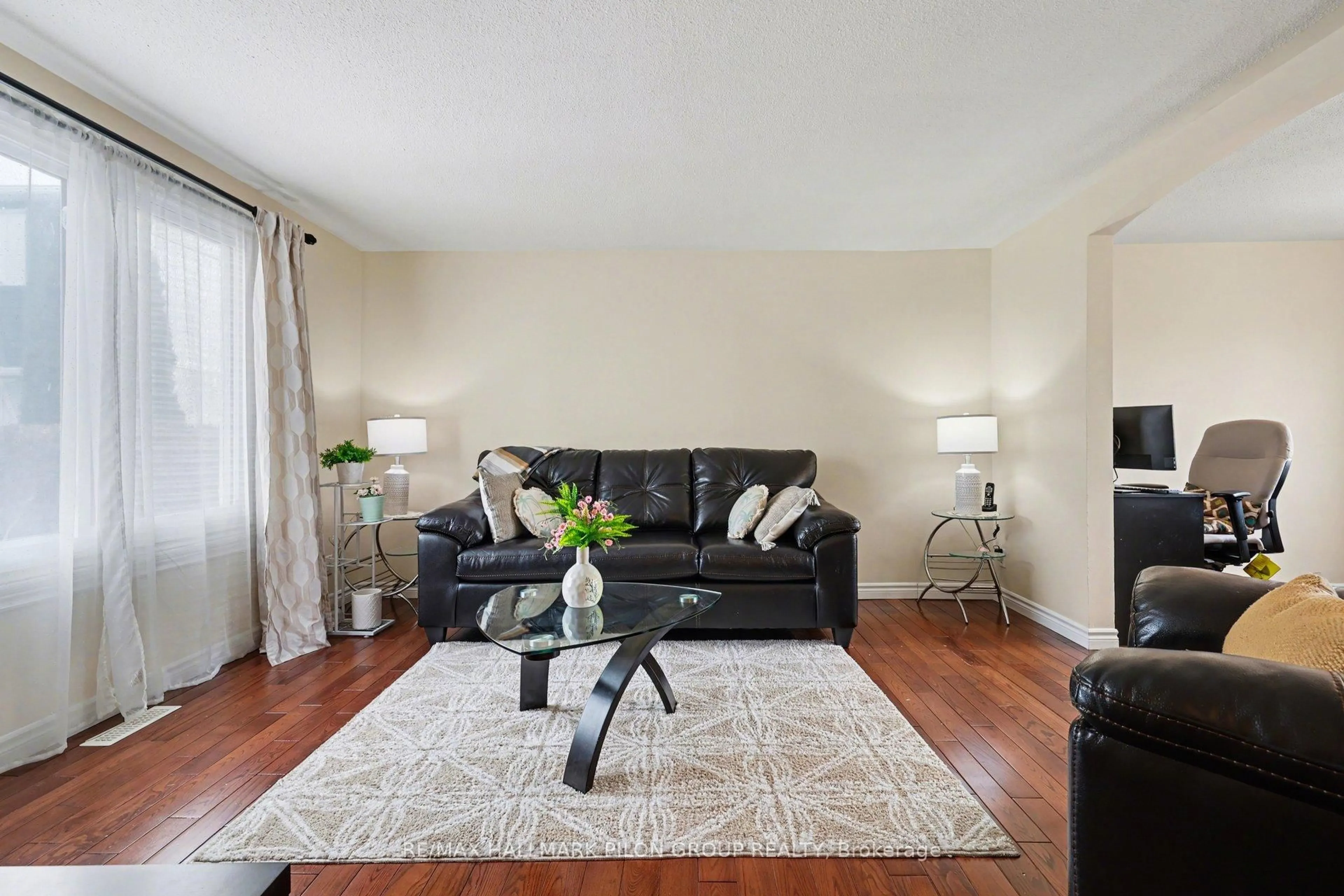 Living room with furniture, unknown for 1540 Beaverpond Dr #C, Ottawa Ontario K1B 3R9