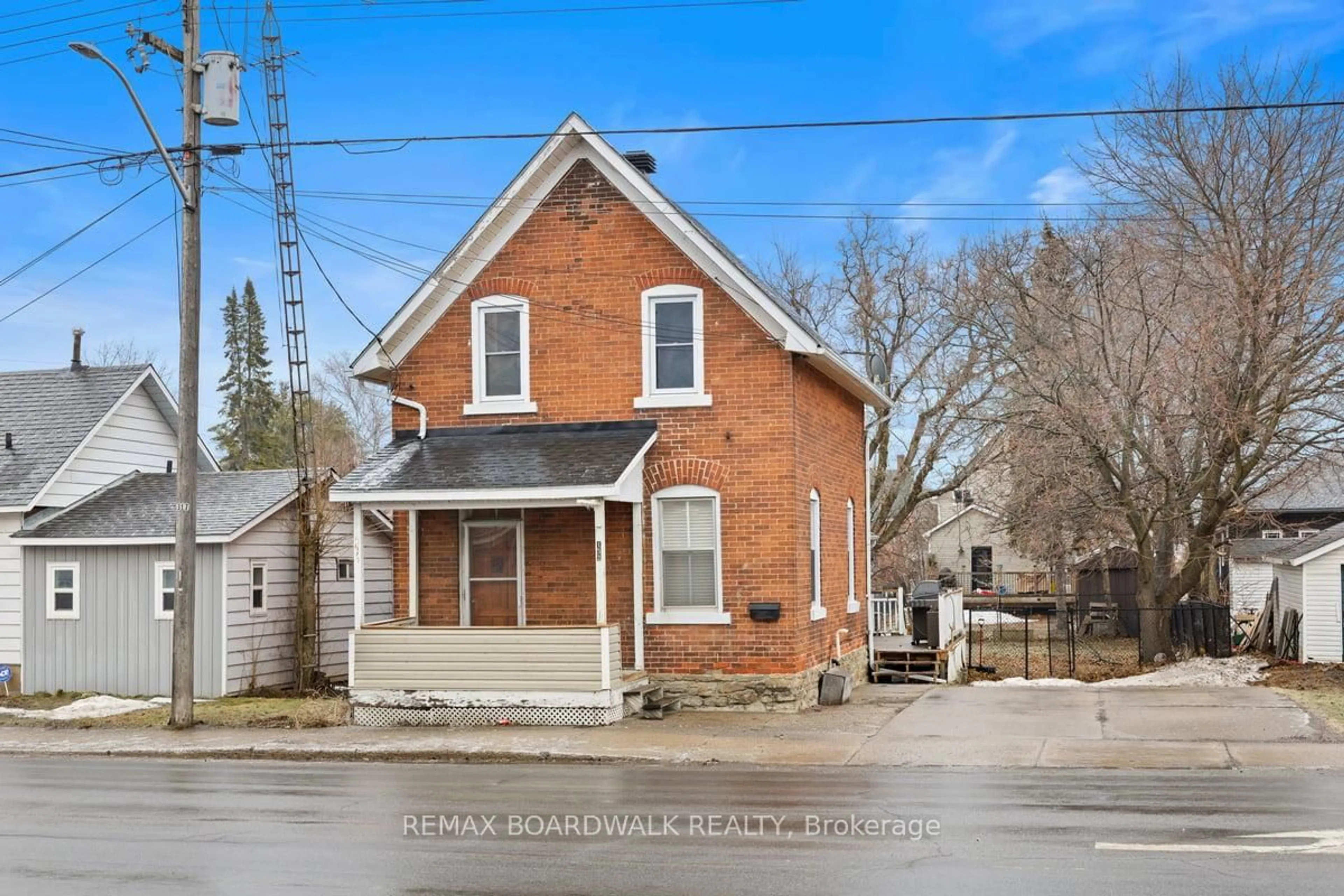 Home with brick exterior material, street for 152 Townline Rd, Carleton Place Ontario K7C 2C3