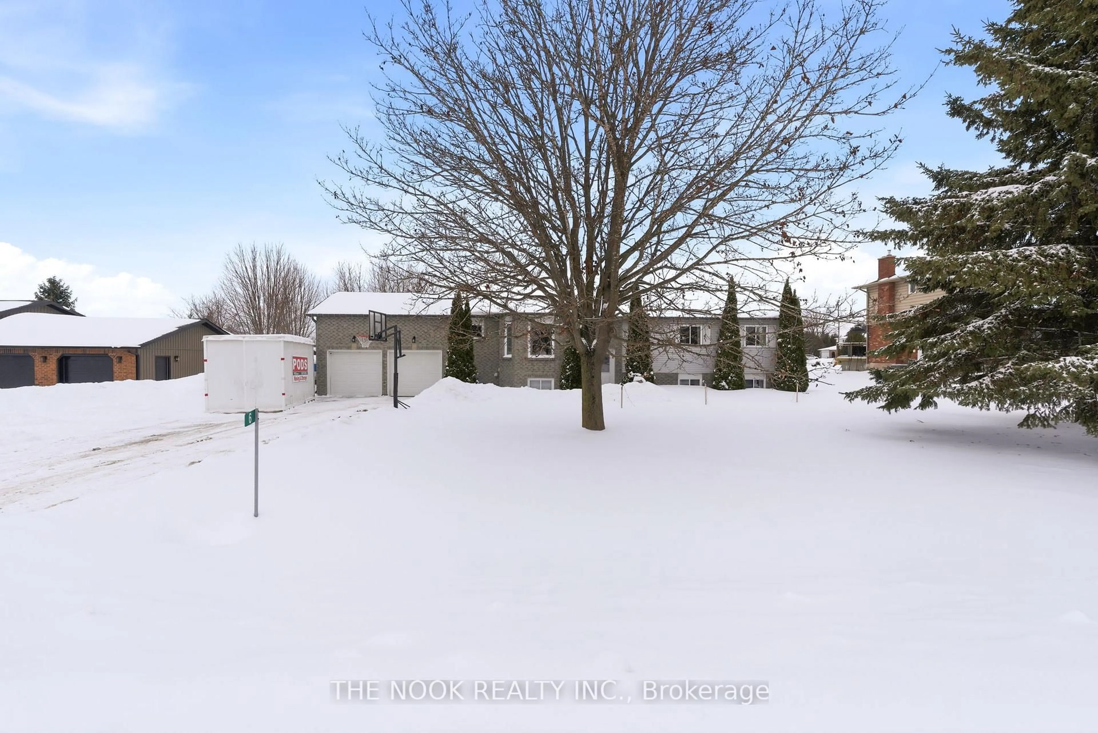 A pic from outside/outdoor area/front of a property/back of a property/a pic from drone, street for 6 SPARROW Crt, Kawartha Lakes Ontario K0M 2C0