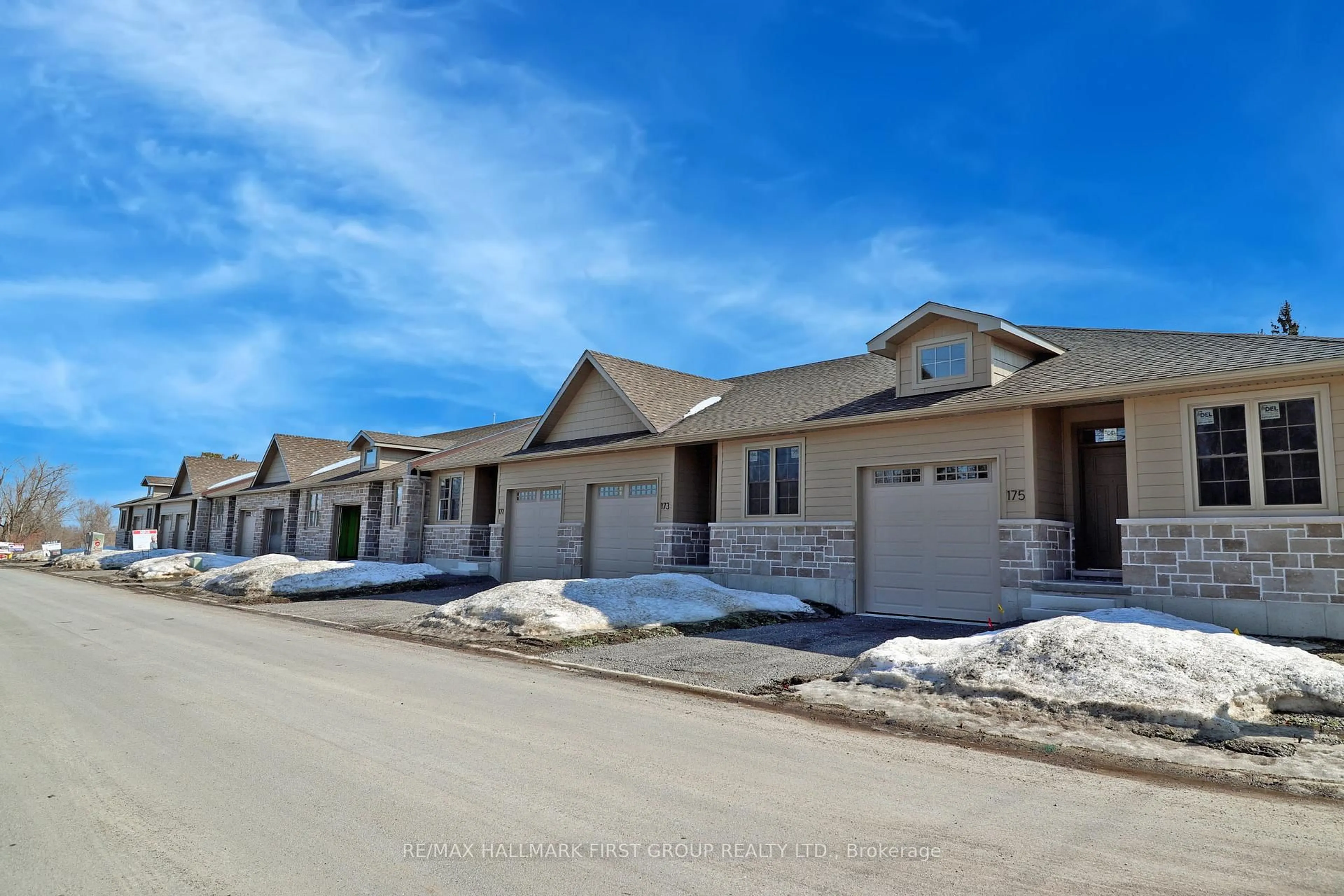 Home with brick exterior material, street for 173 Pomeroy Ave, Tweed Ontario K0K 3J0