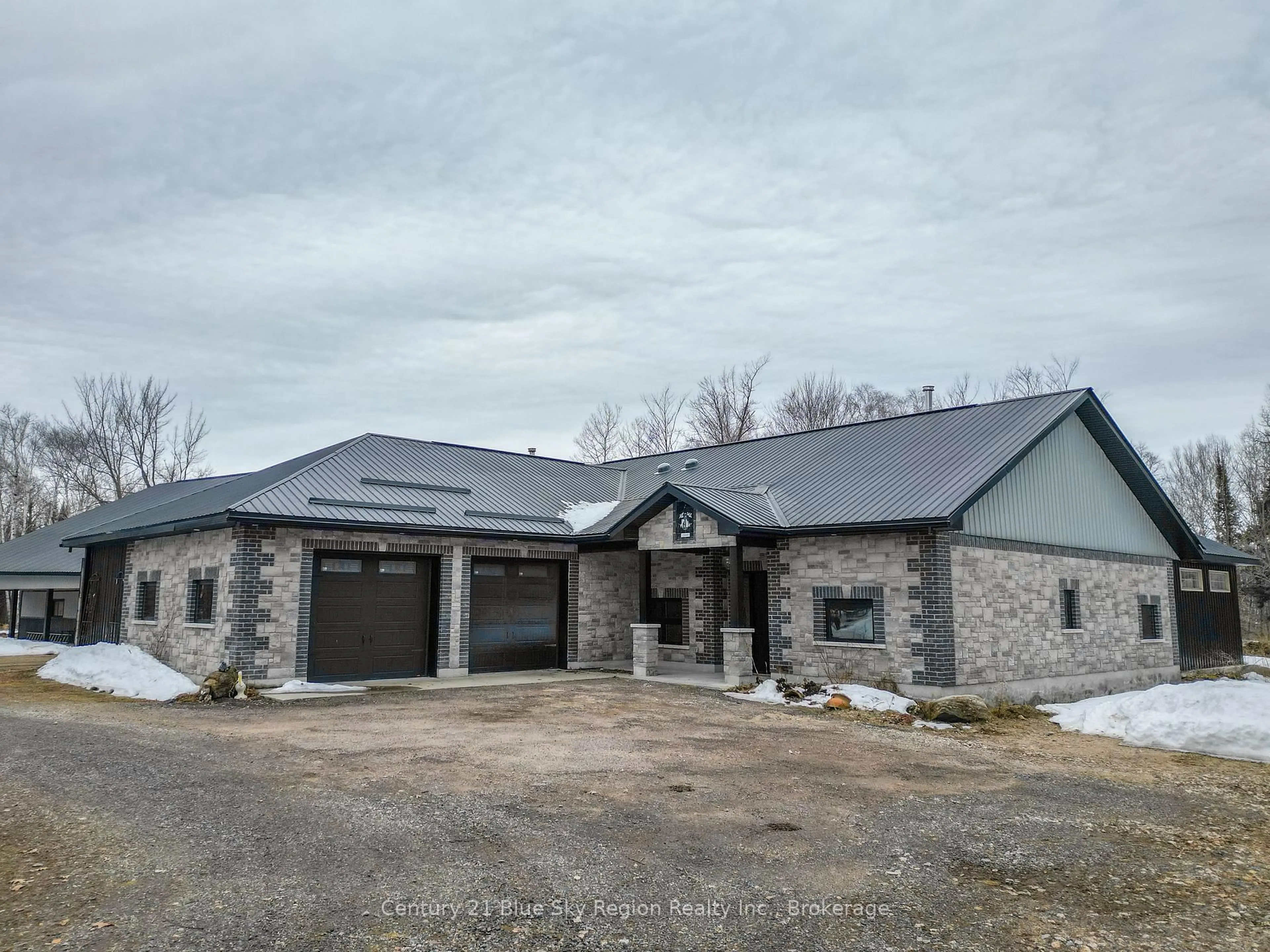 Home with brick exterior material, building for 79 Hillcrest Rd, East Ferris Ontario P0H 1B0