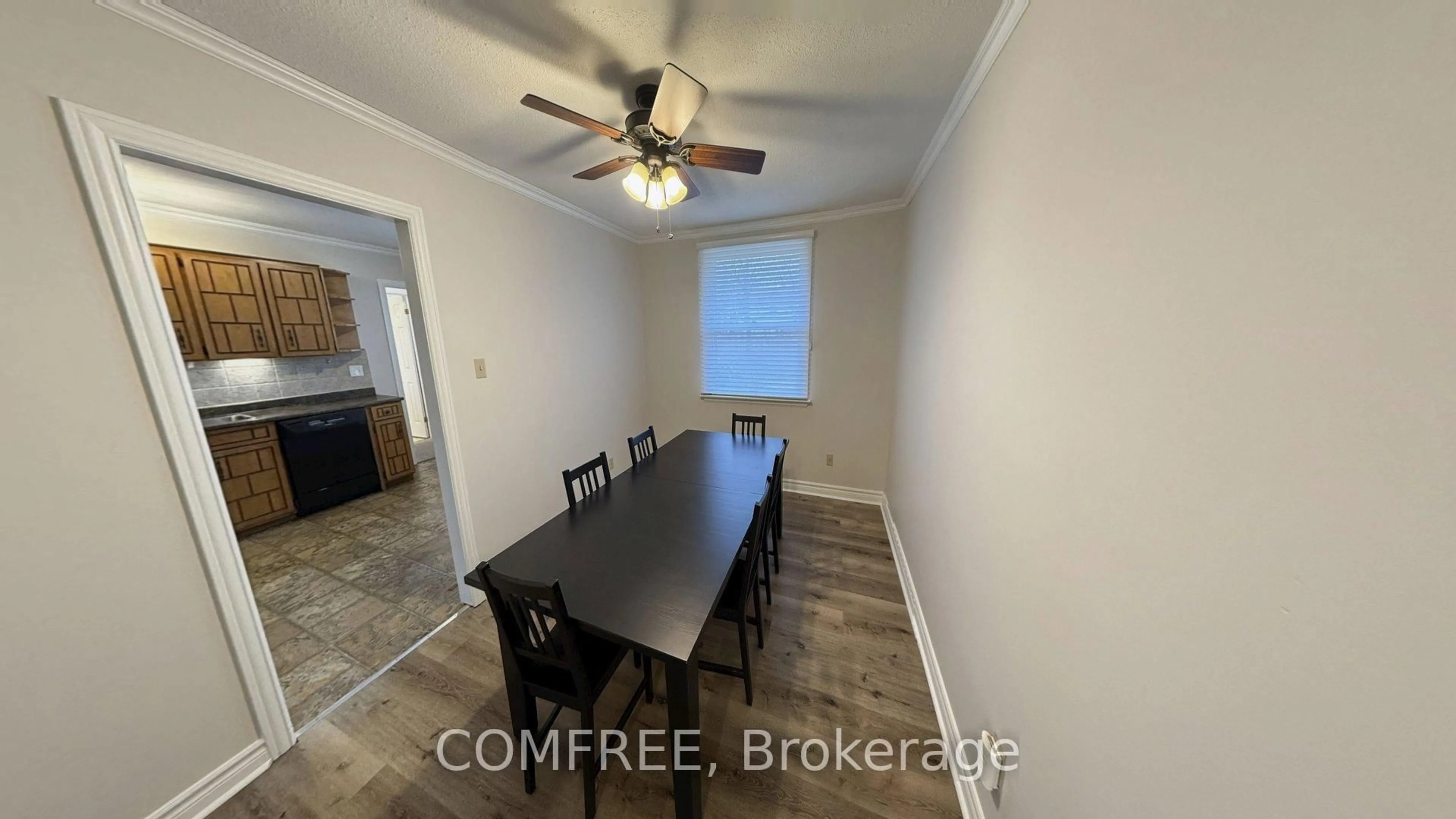 A pic of a room for 20 Lynngate Crt, London South Ontario N6K 1S4