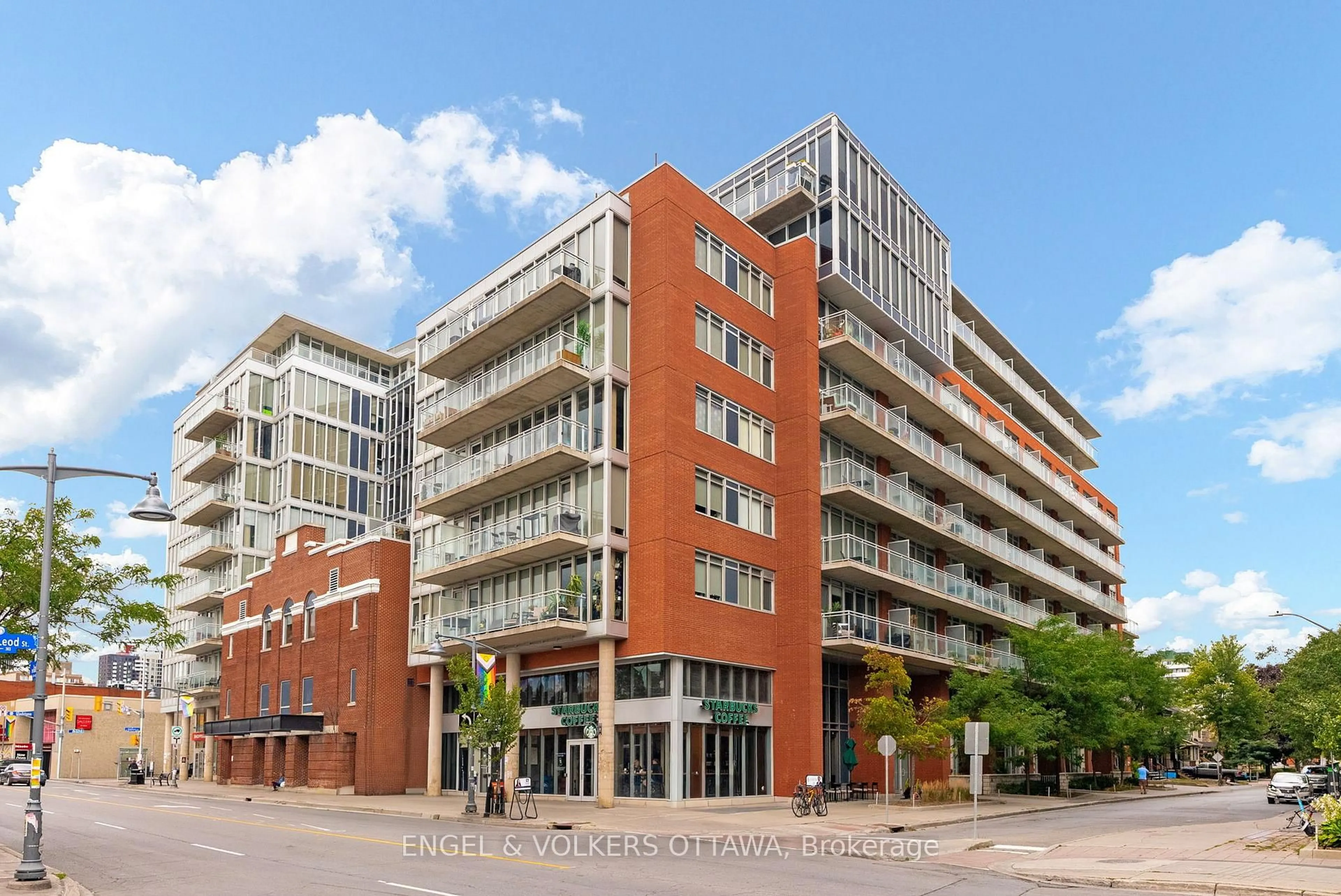 Unknown for 349 Mcleod St #823, Ottawa Ontario K2P 0S1