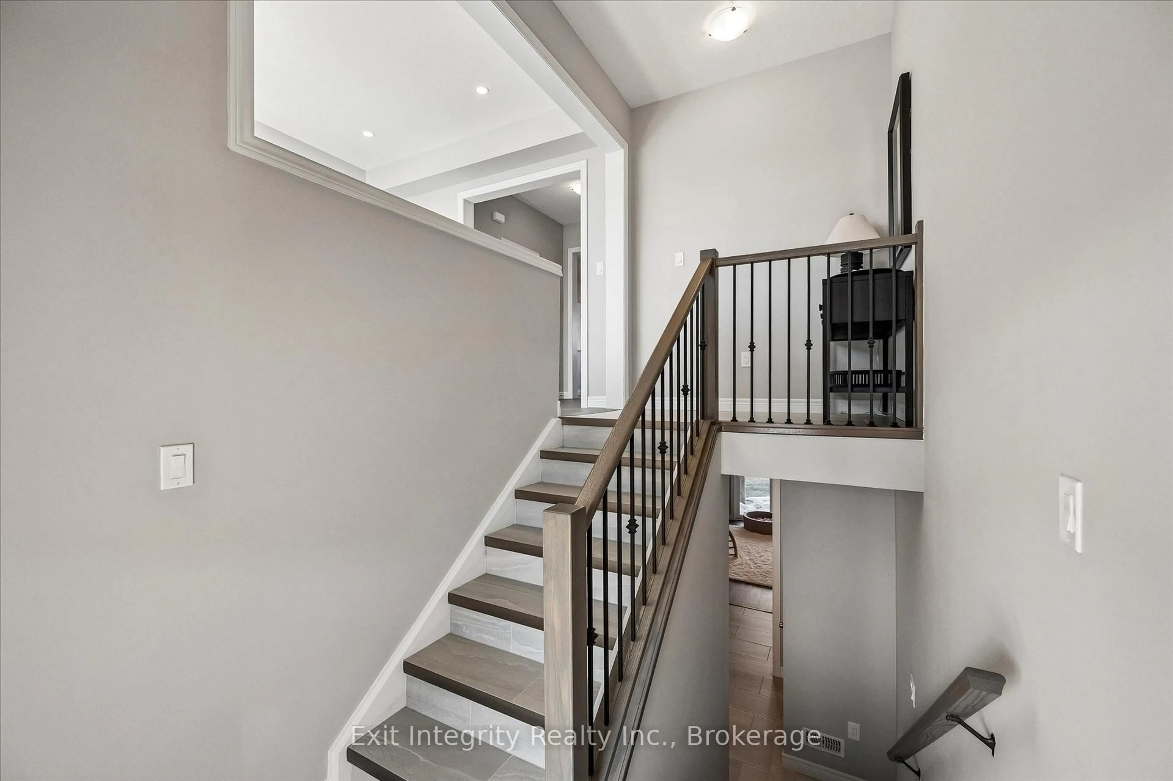 Stairs for 23 Sora Lane, Guelph Ontario N1E 0T4
