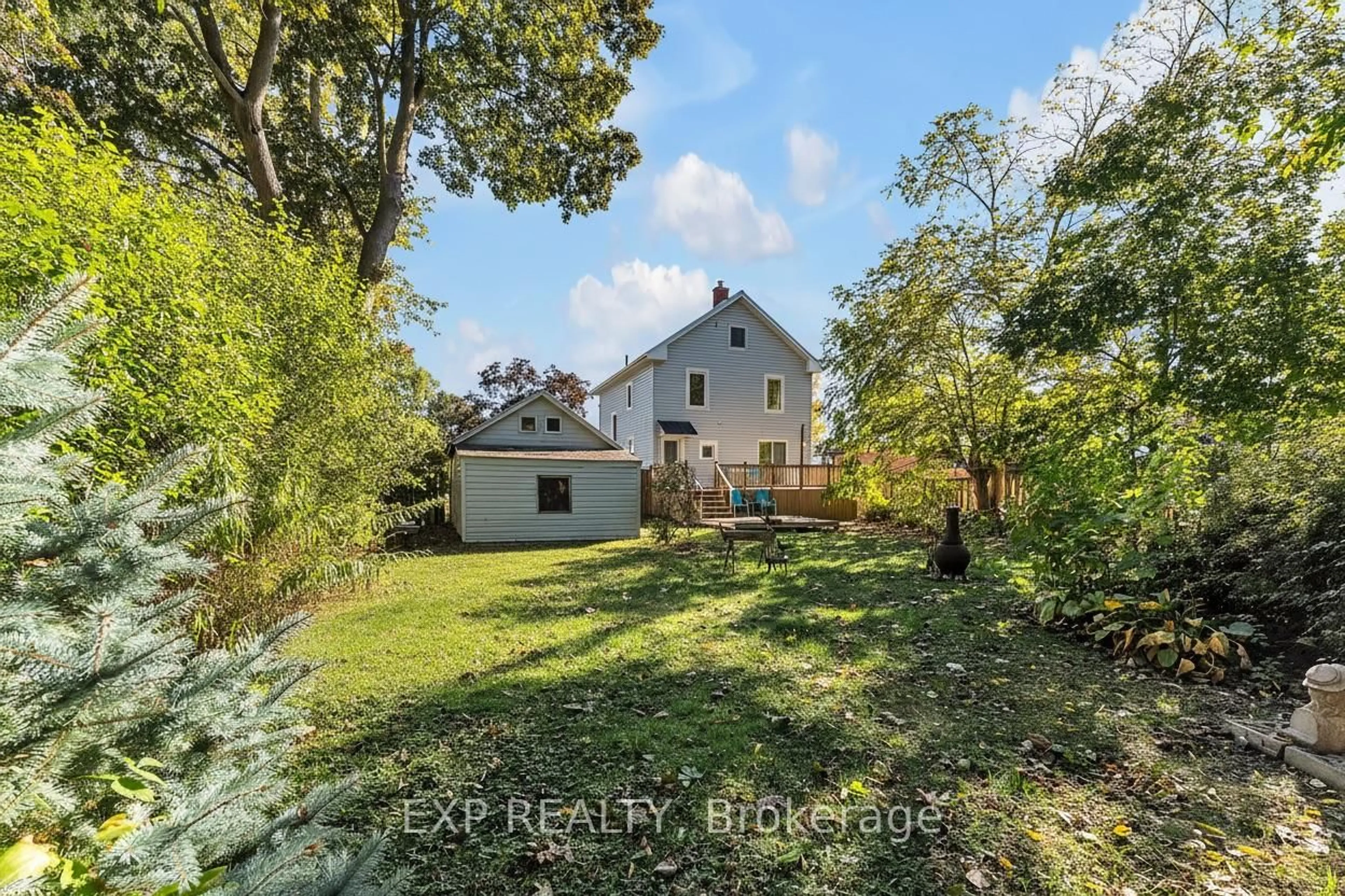 A pic from outside/outdoor area/front of a property/back of a property/a pic from drone, water/lake/river/ocean view for 276 Foster Ave, Belleville Ontario K8N 3R5