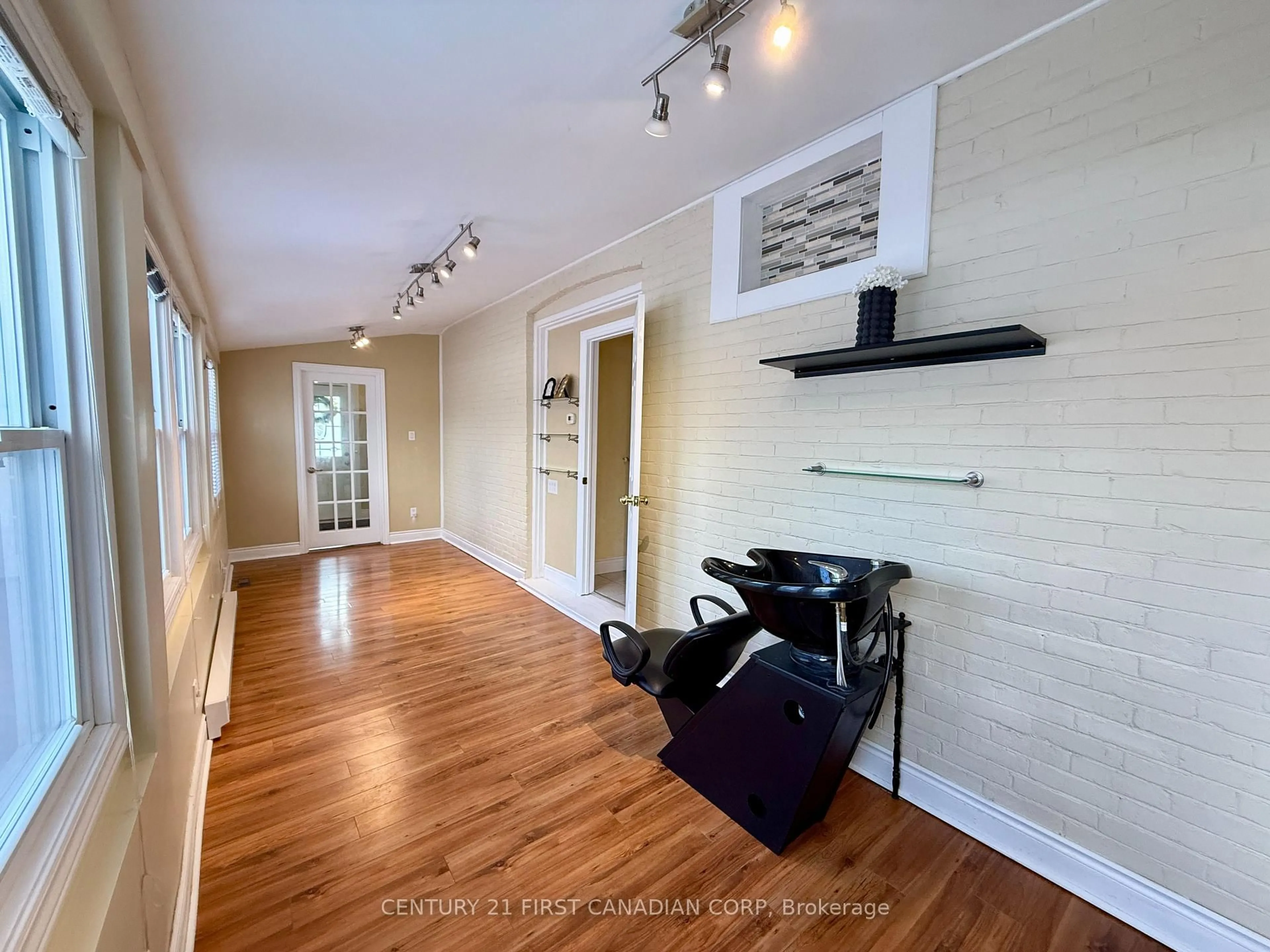 A pic of a room for 236 Raymond Ave, London East Ontario N6A 2N1