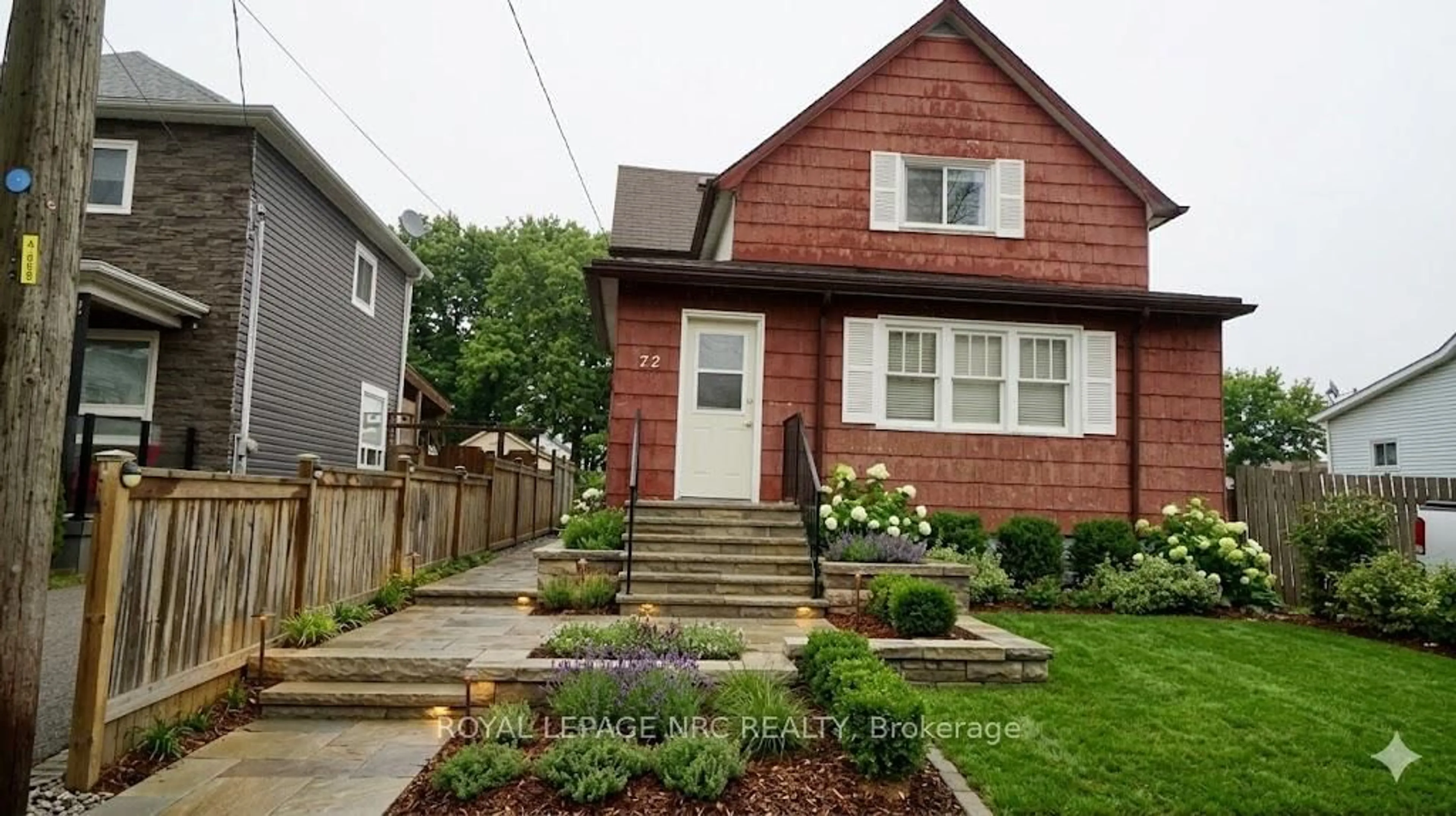 Home with brick exterior material, street for 72 Garner Ave, Welland Ontario L3B 2X9