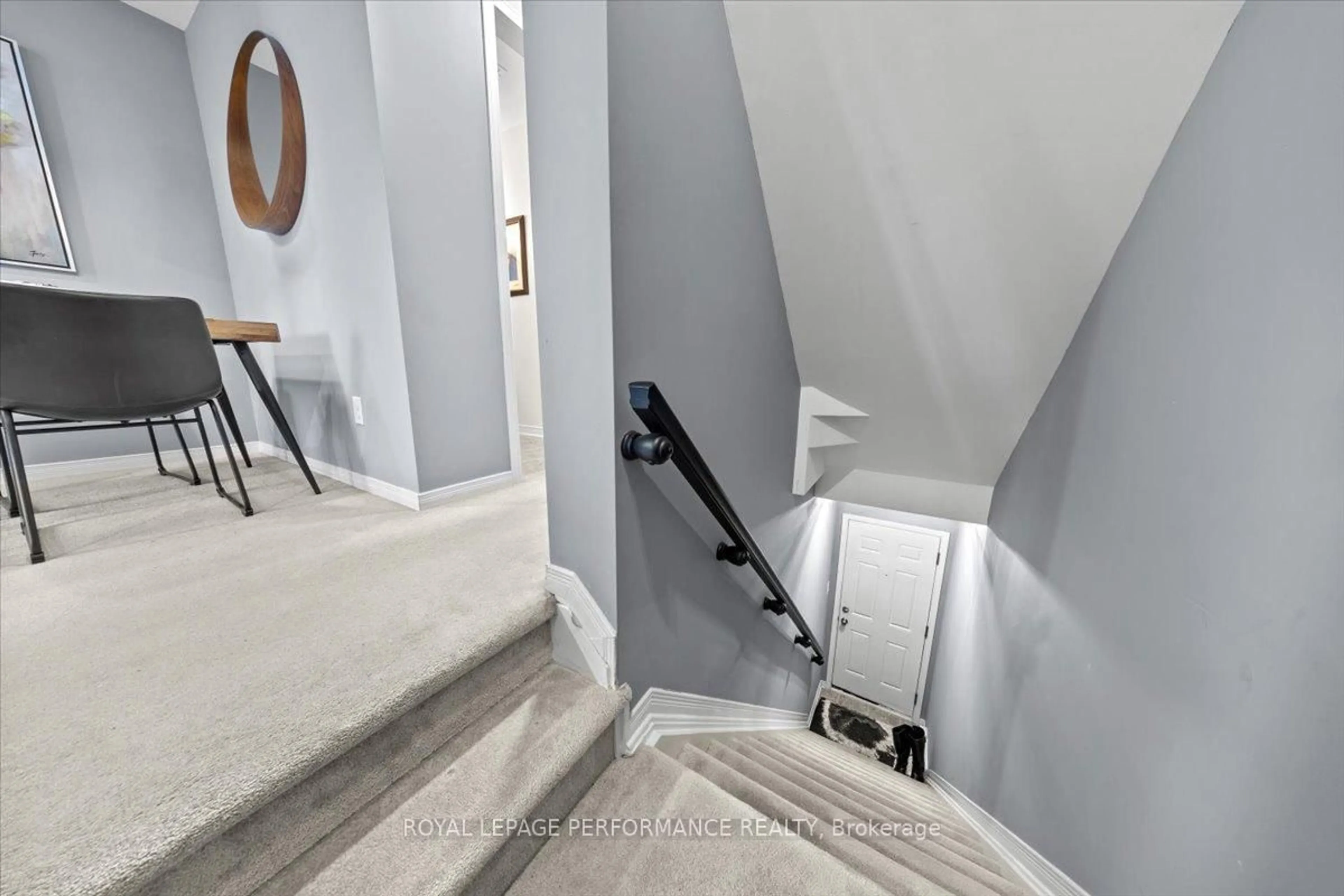 Stairs for 232 Shanly Private, Ottawa Ontario K2J 5X6