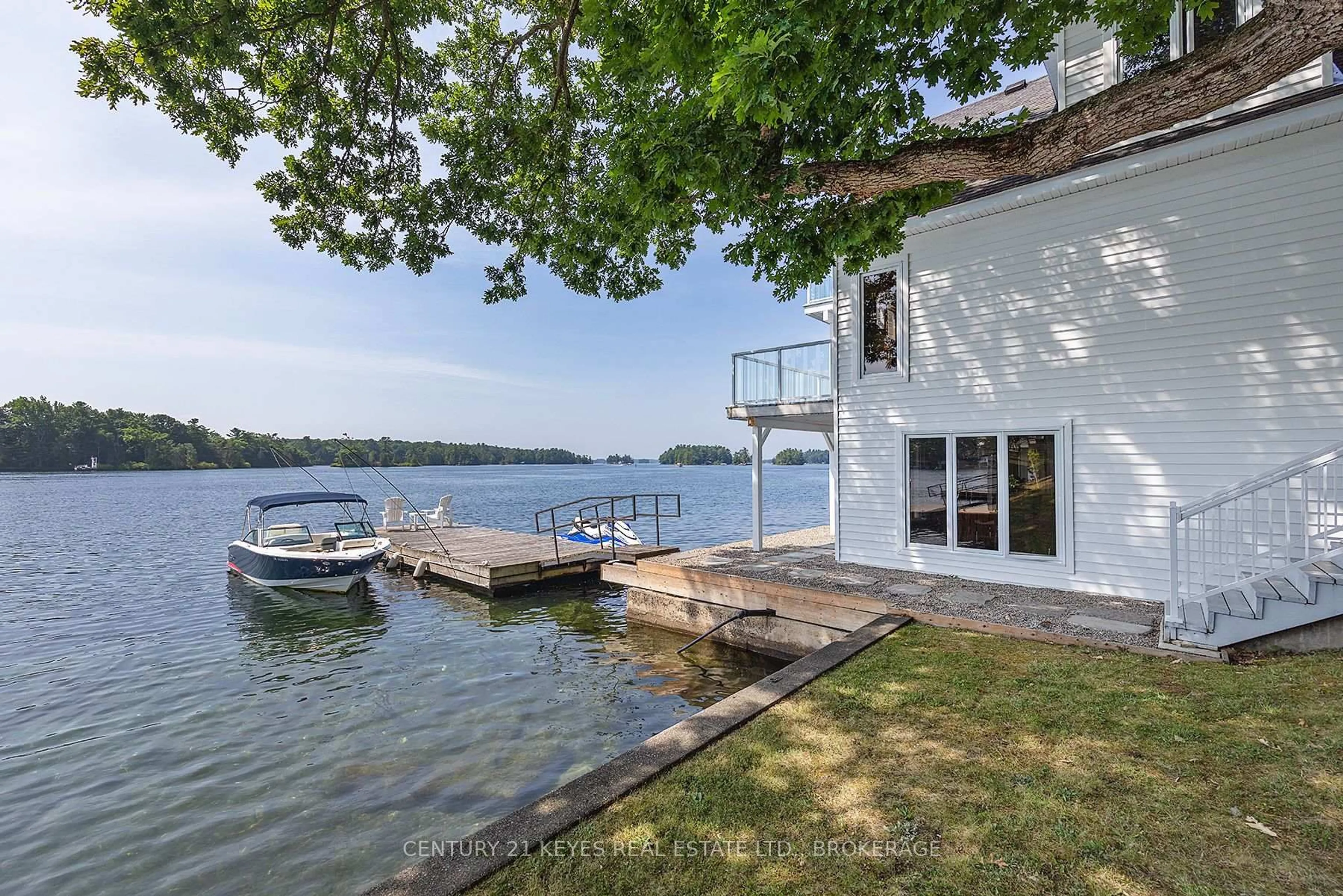 Patio, water/lake/river/ocean view for 207 Ivy Lea Rd, Leeds and the Thousand Islands Ontario K0E 1L0
