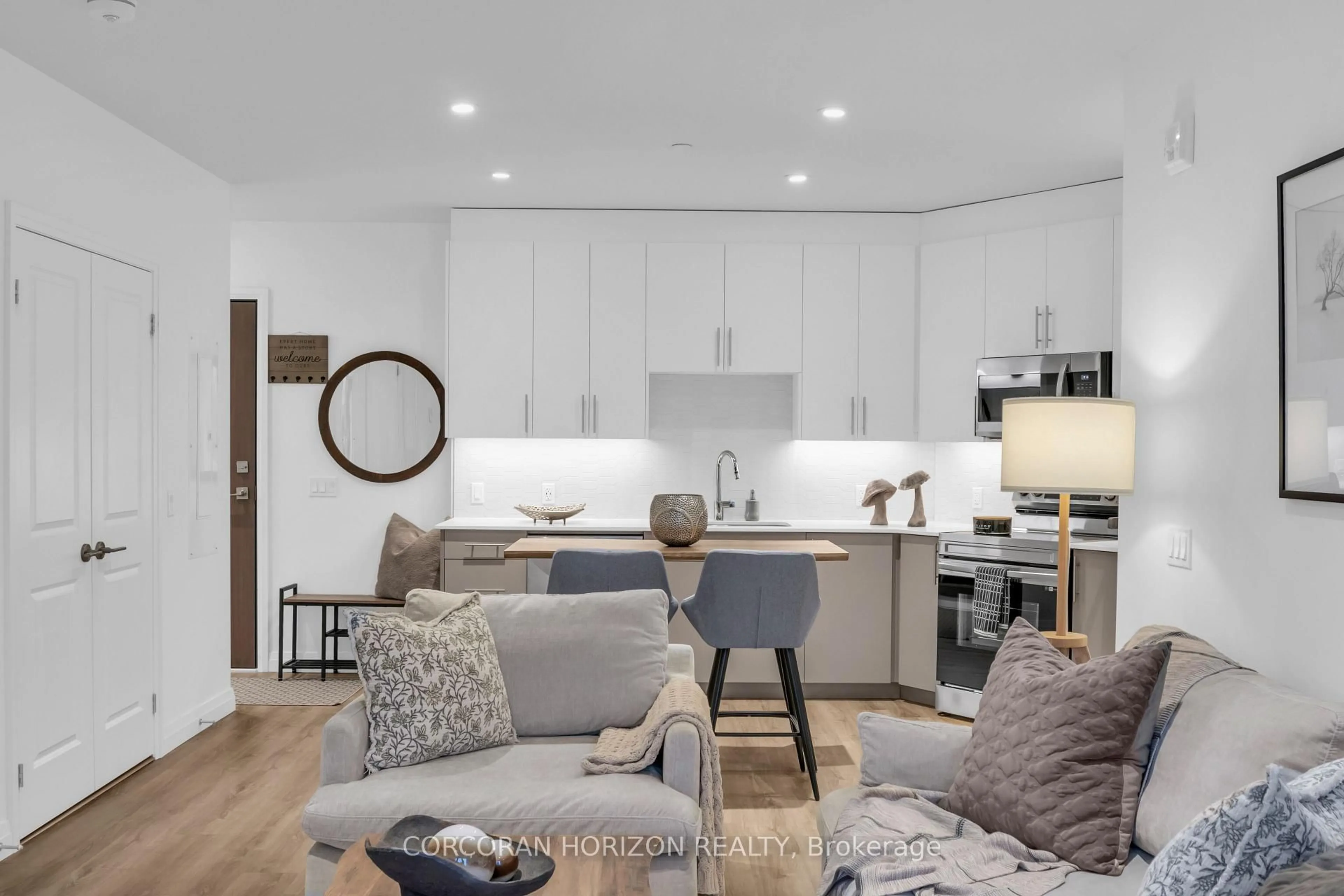 Open concept kitchen, wood/laminate floor for 525 New Dundee Rd #507, Kitchener Ontario N2P 2L1